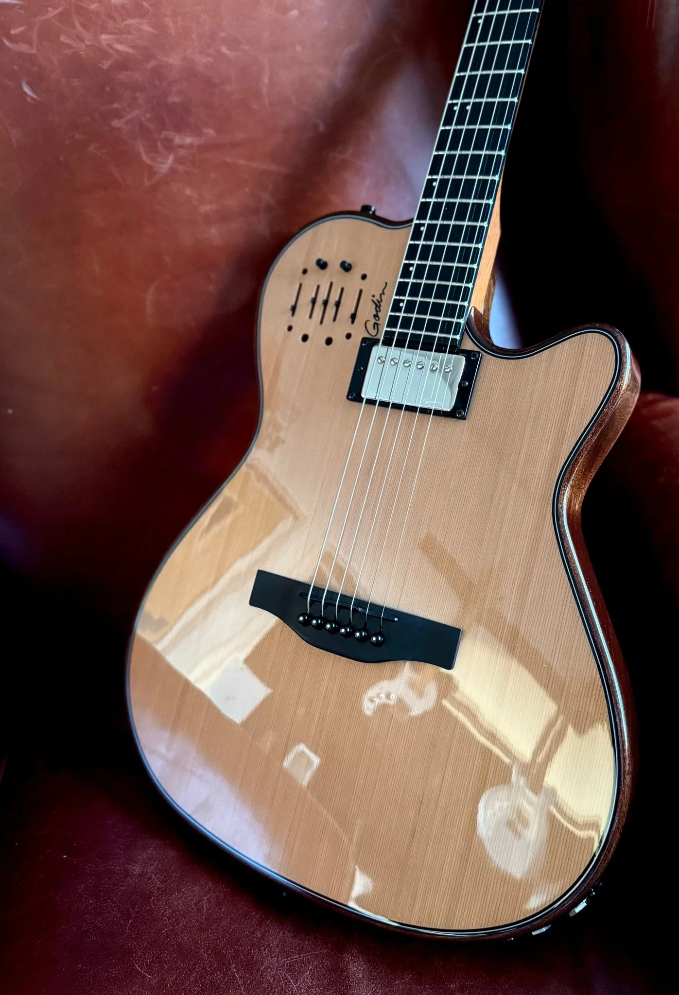Godin A6 Ultra Deluxe Electic / Electro Acoustic Hybrid Guitar - Image 4
