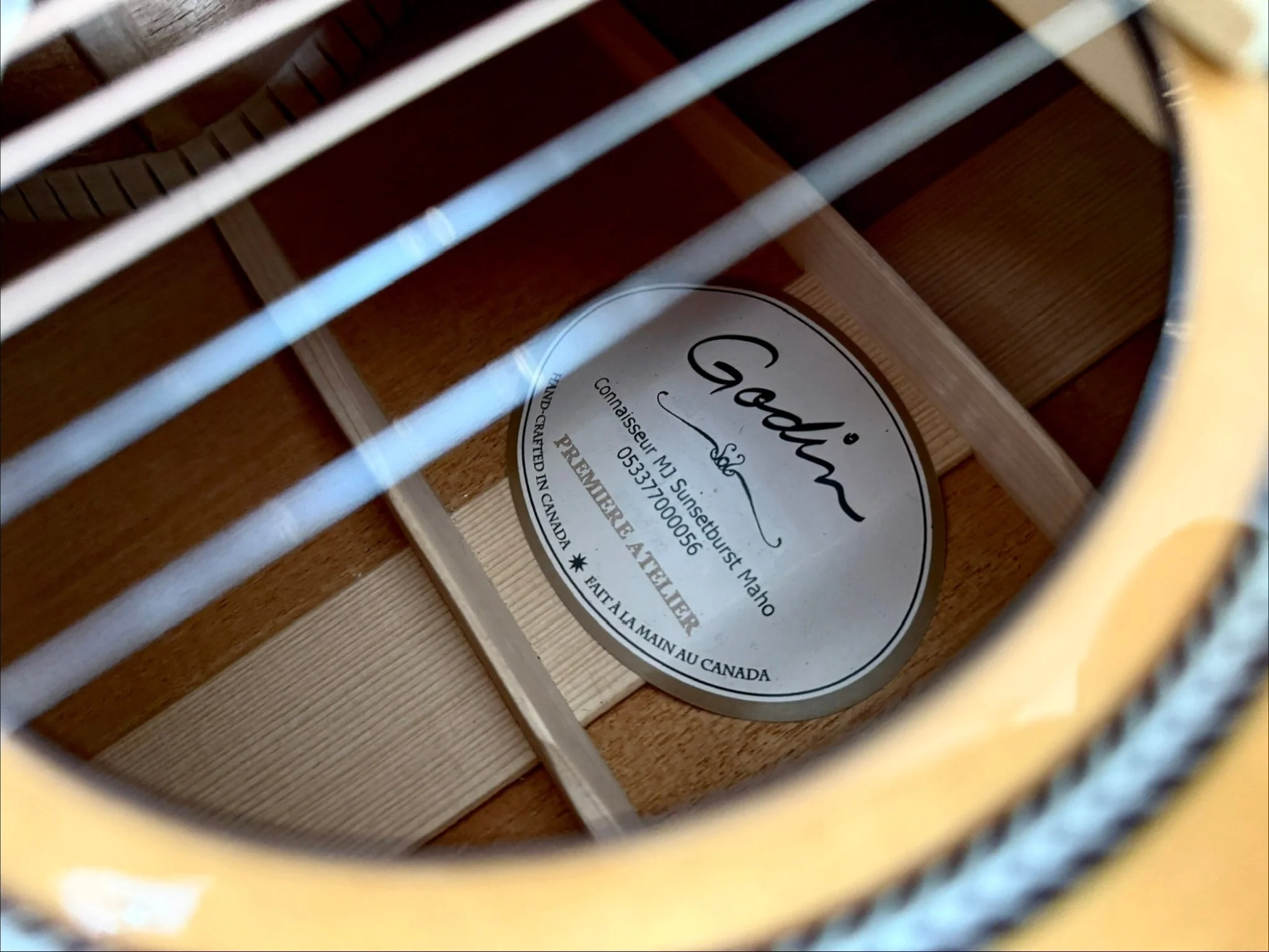 Godin Connaisseur MJ Sunsetburst Maho Electro Acoustic Guitar - Image 16