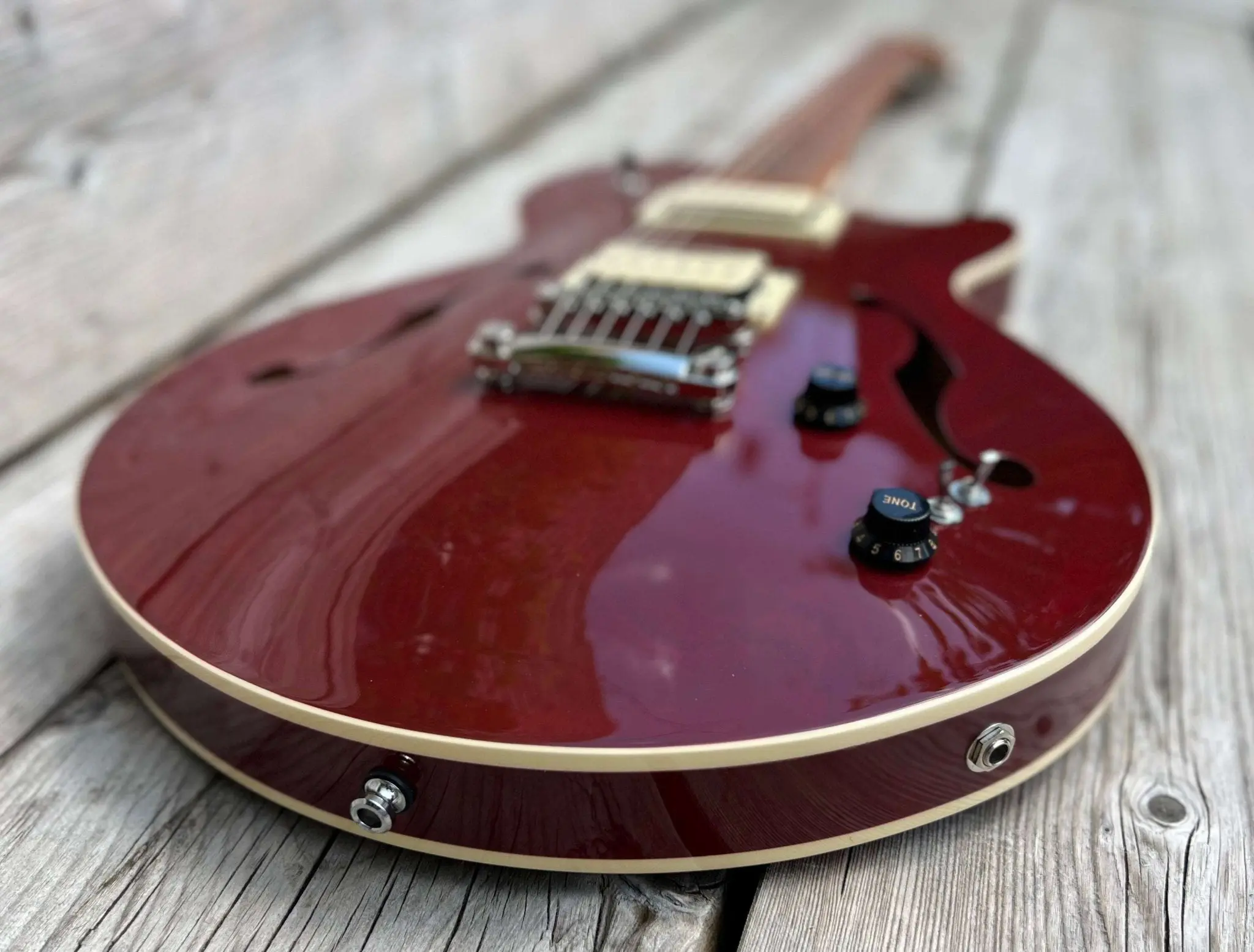 Godin Montreal Premiere Pro Semi-Acoustic Guitar ~ Aztek Red - Image 2
