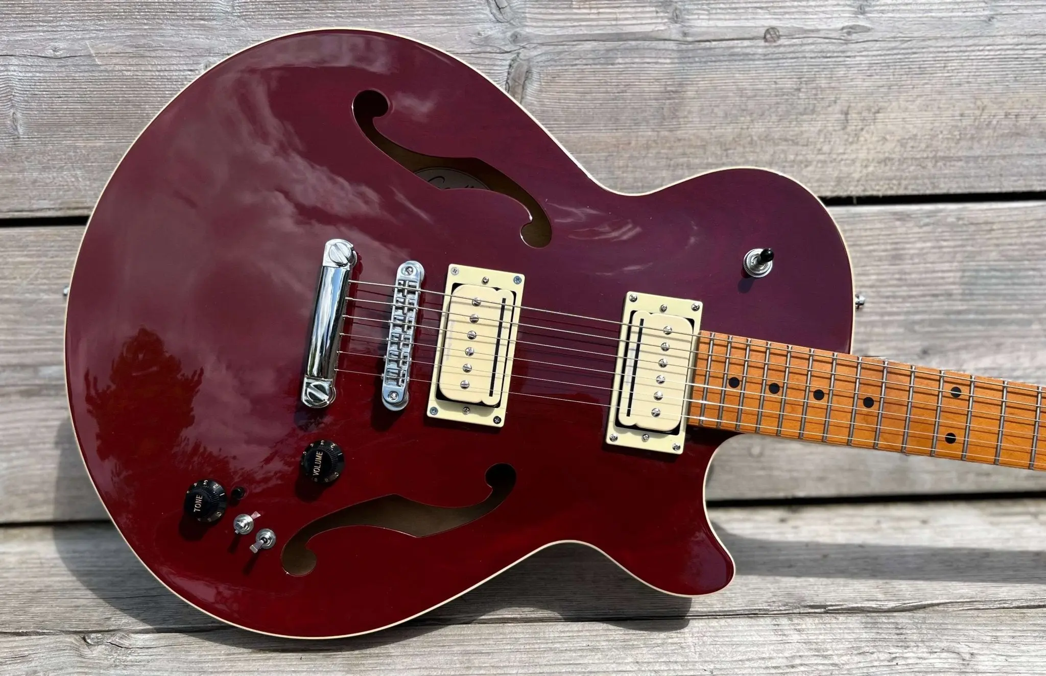 Godin Montreal Premiere Pro Semi-Acoustic Guitar ~ Aztek Red - Image 3