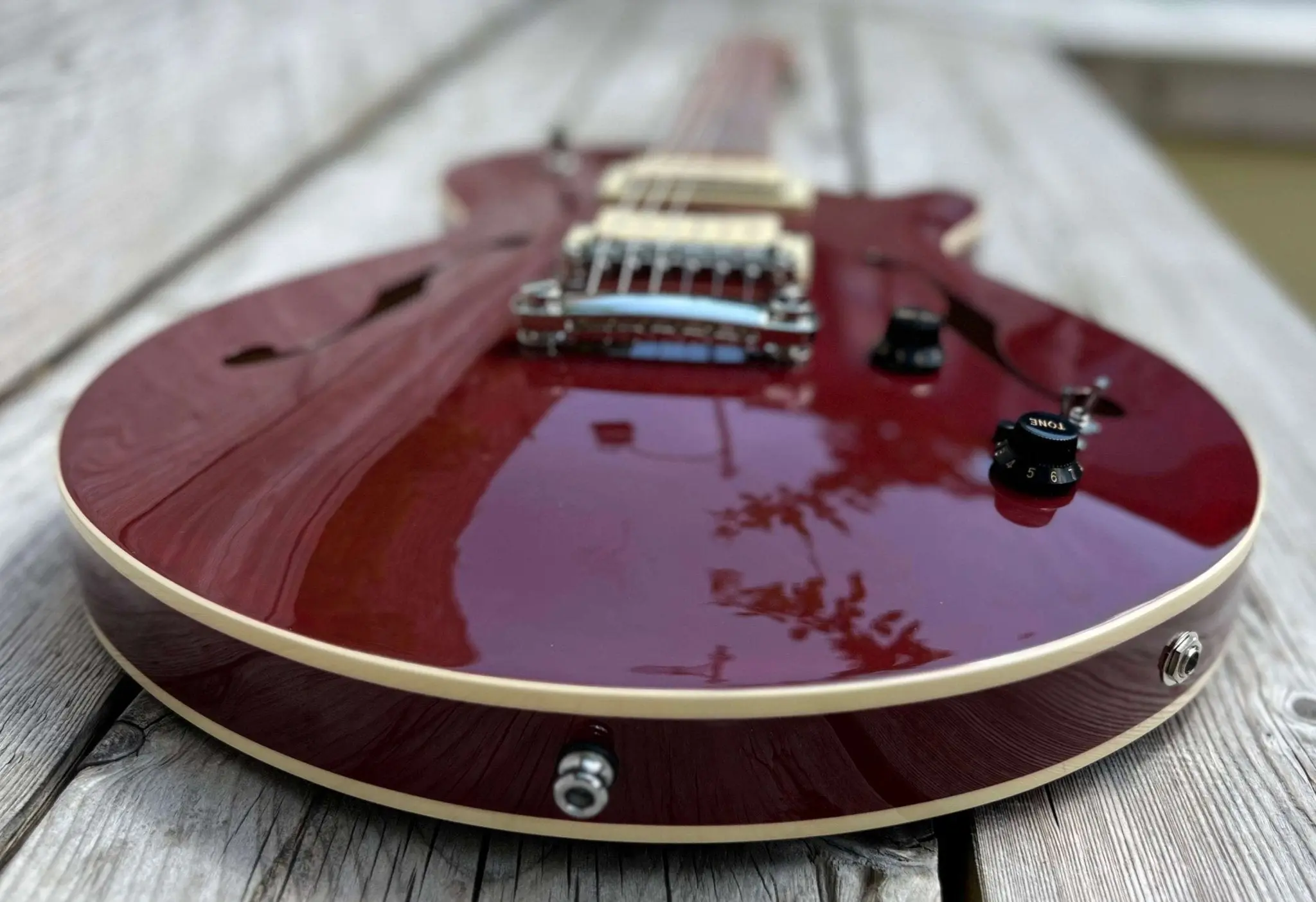 Godin Montreal Premiere Pro Semi-Acoustic Guitar ~ Aztek Red - Image 6