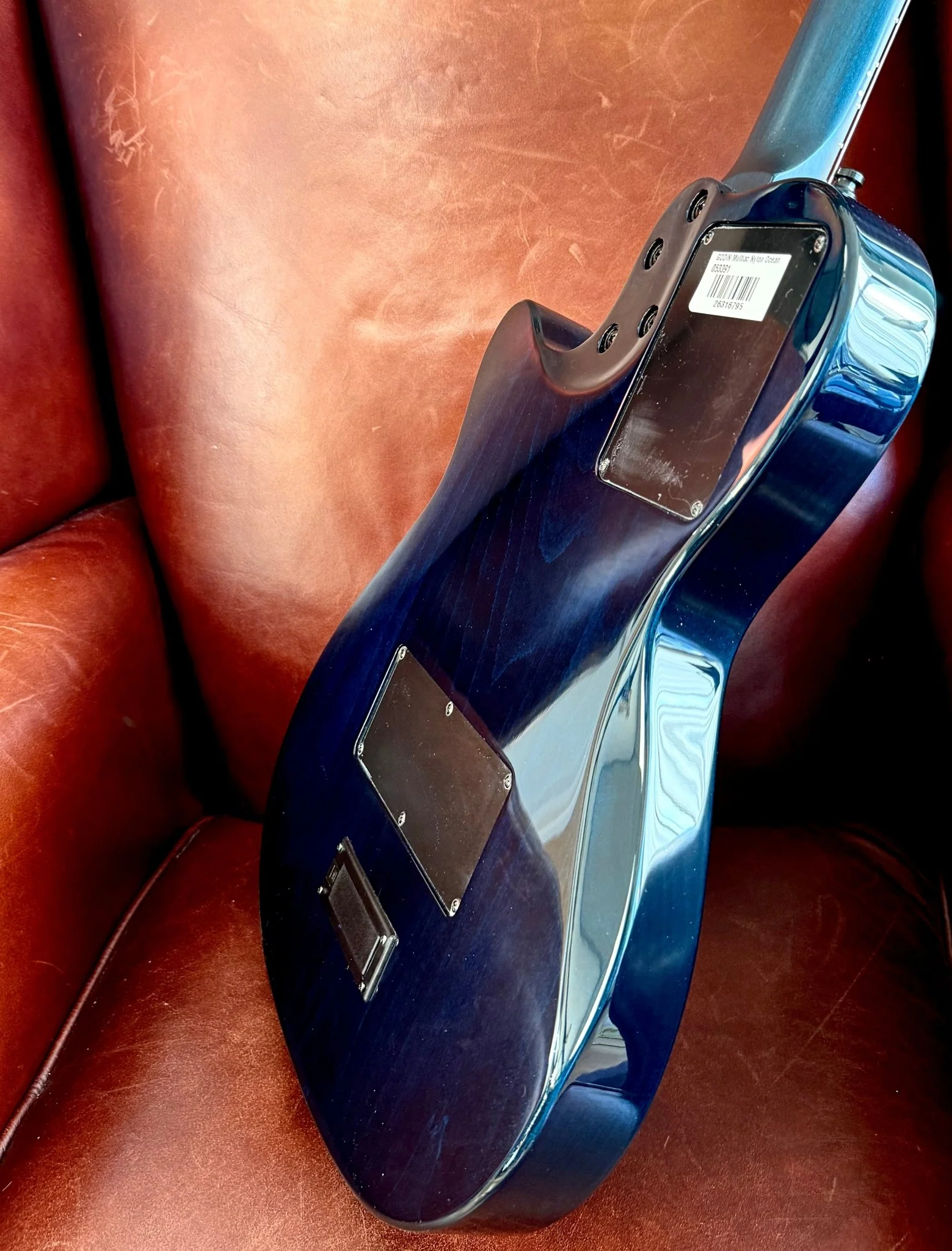 Godin Multiac Nylon Oceanburst LTD - Image 8