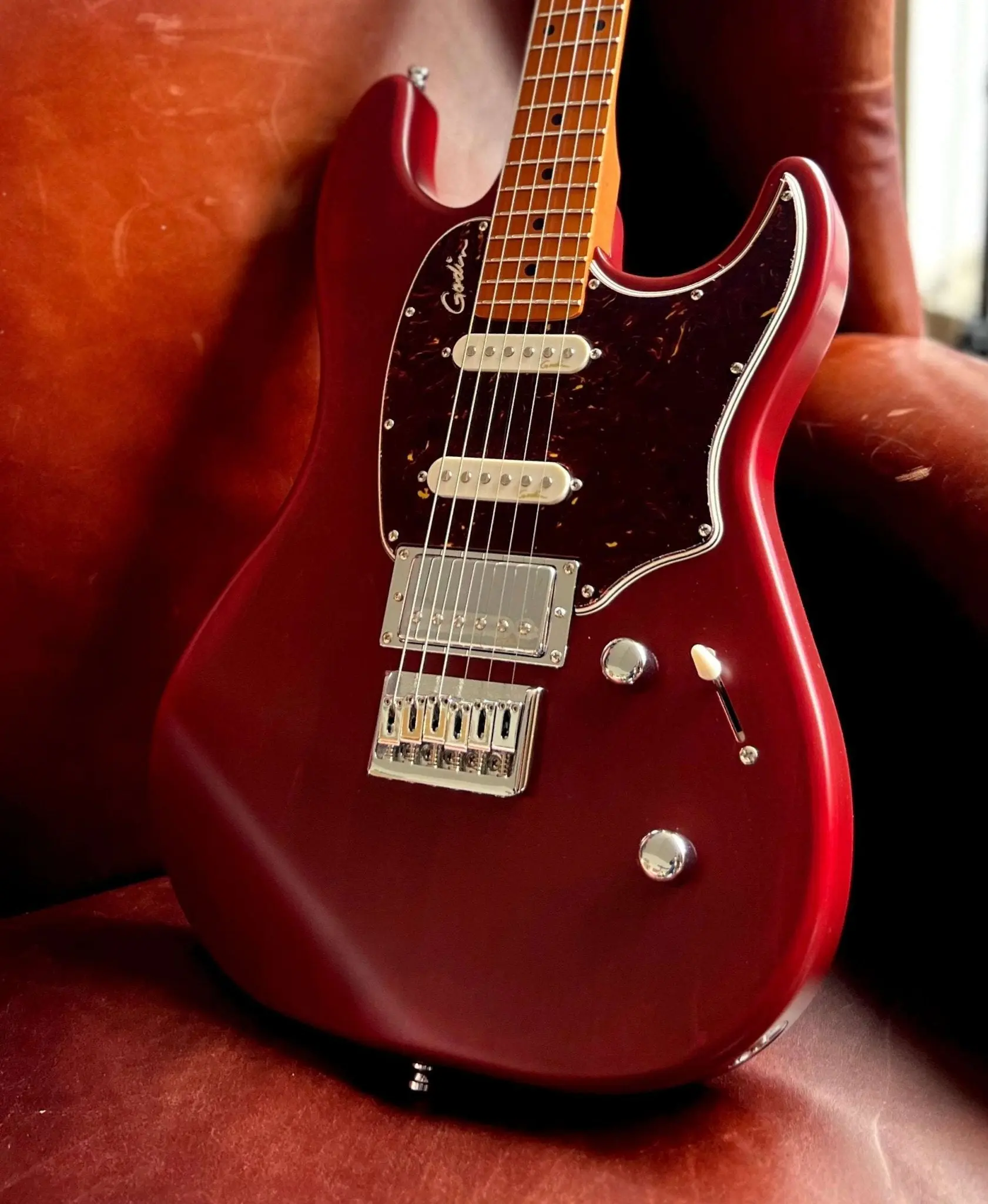 Godin Session HT Electric Guitar ~ Aztek Red MN - Image 7