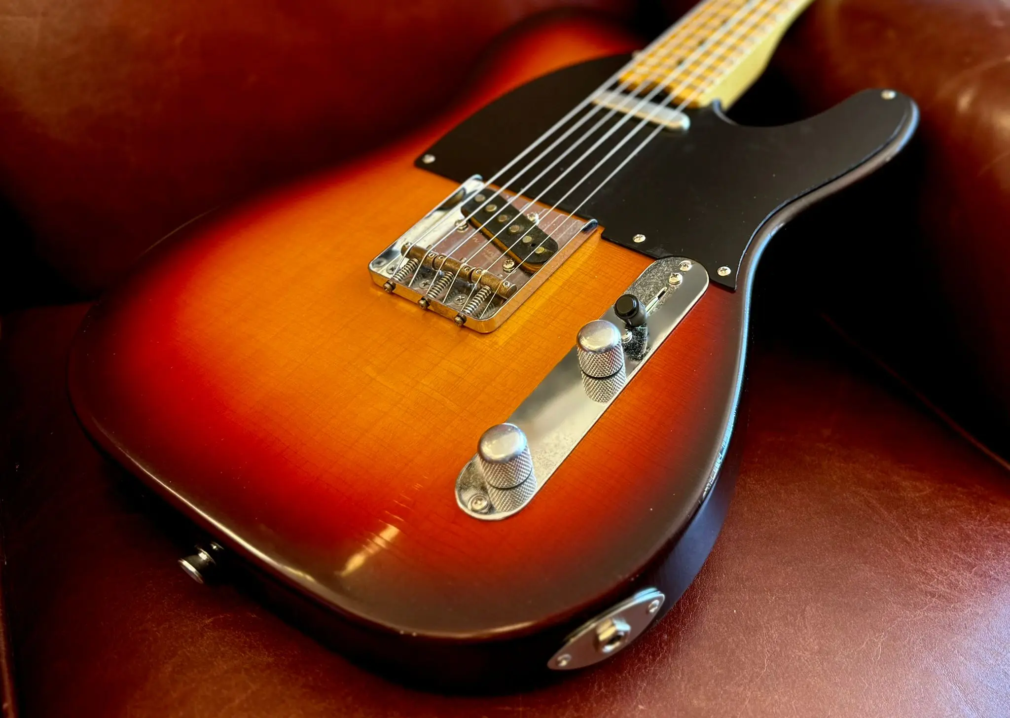 Gordon Smith "Blaggard" Classic T - Vintage Burst - Image 4