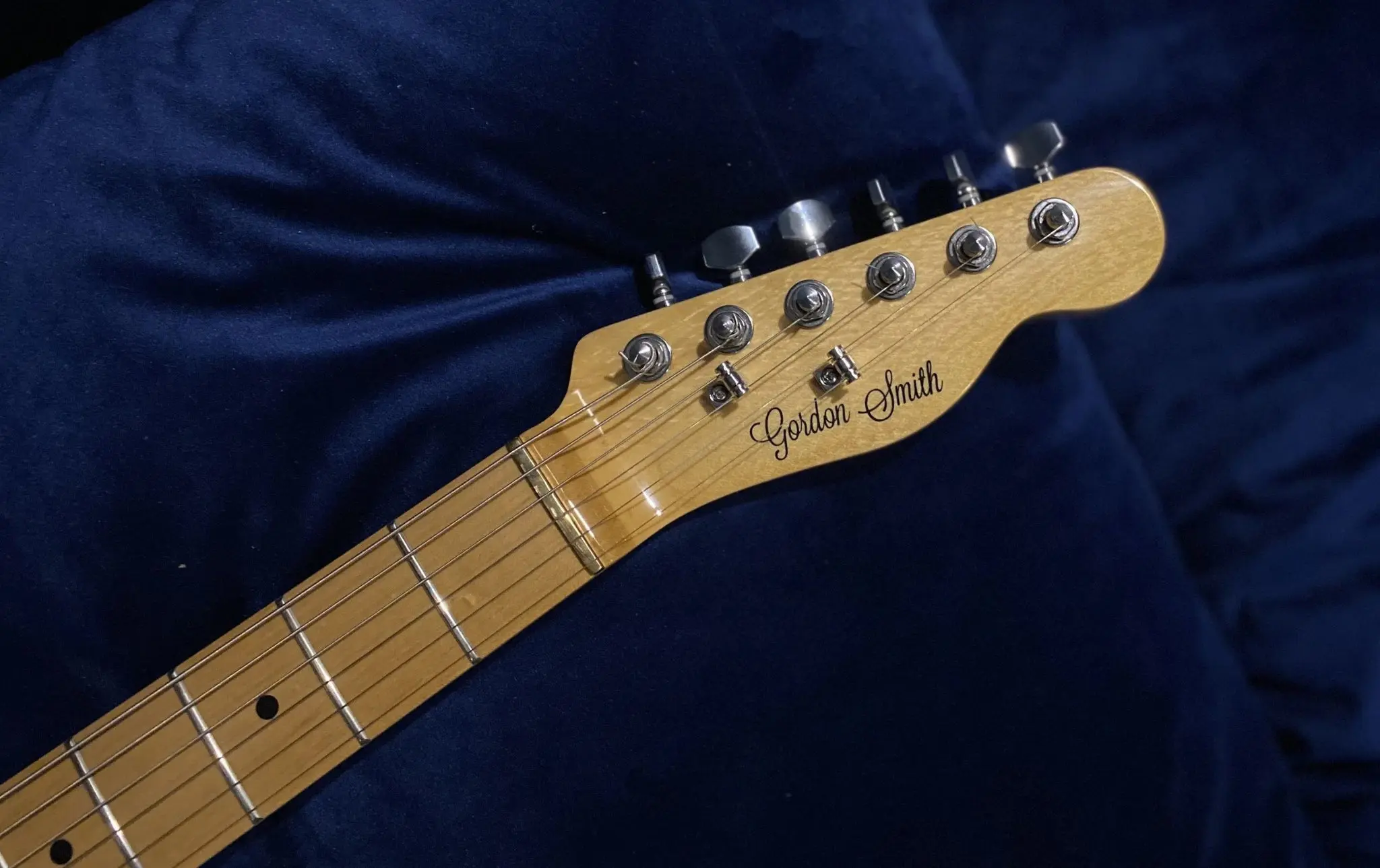 Gordon Smith Classic T "Standard" Vintage Blonde With Maple Board - Image 6