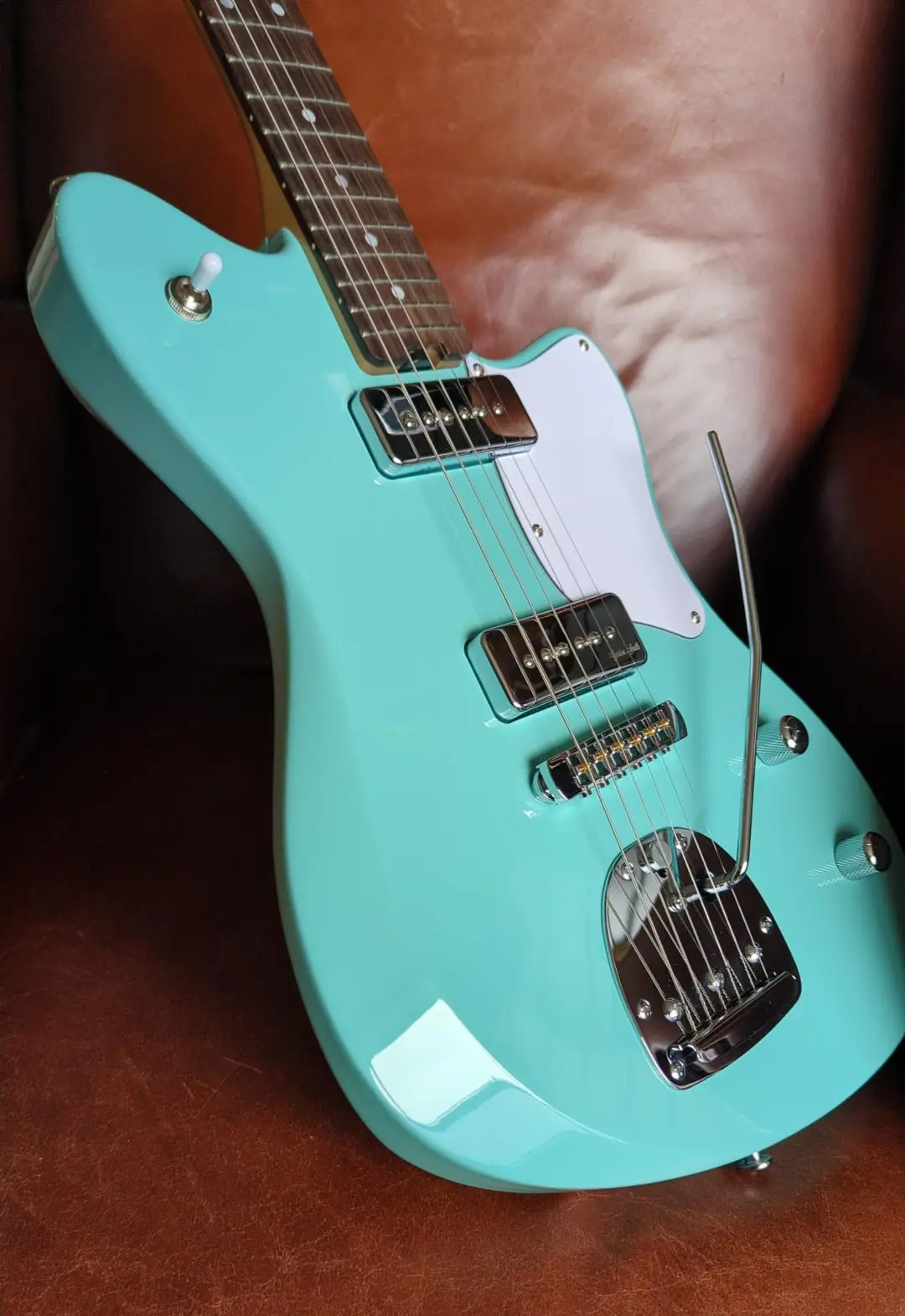 Gordon Smith Gatsby Cromer Green Electric Guitar - Image 3