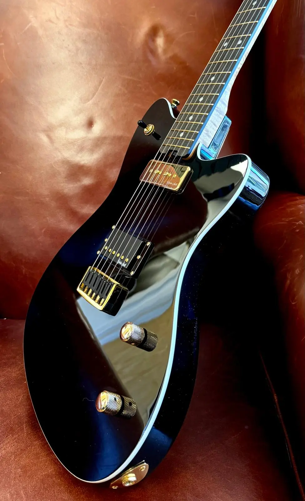 Gordon Smith Gatsby Deluxe - Jet Black - Image 10