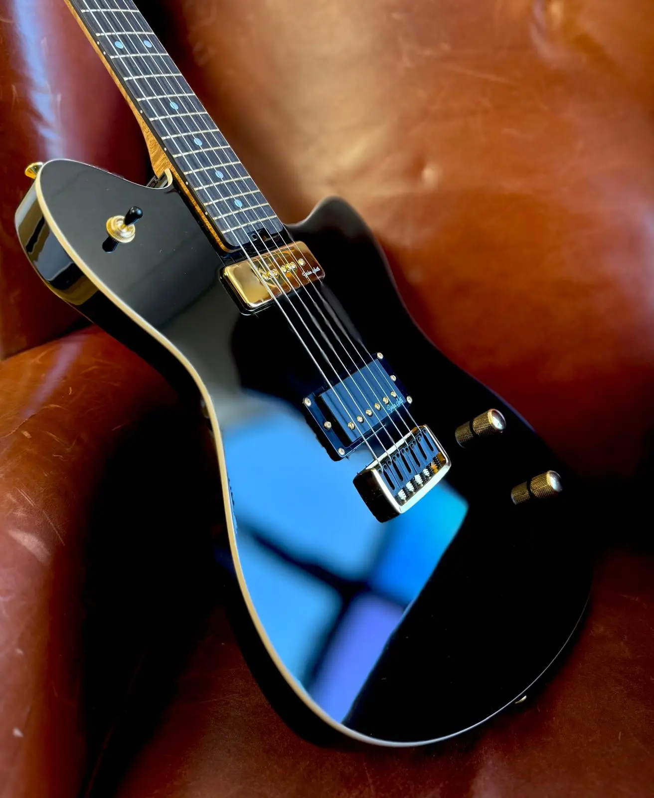 Gordon Smith Gatsby Deluxe - Jet Black - Image 11