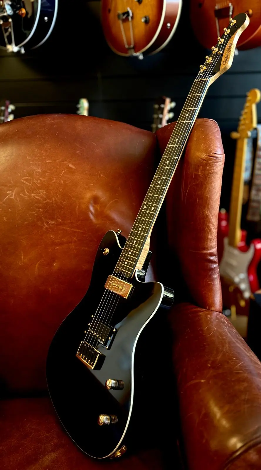 Gordon Smith Gatsby Deluxe - Jet Black - Image 13
