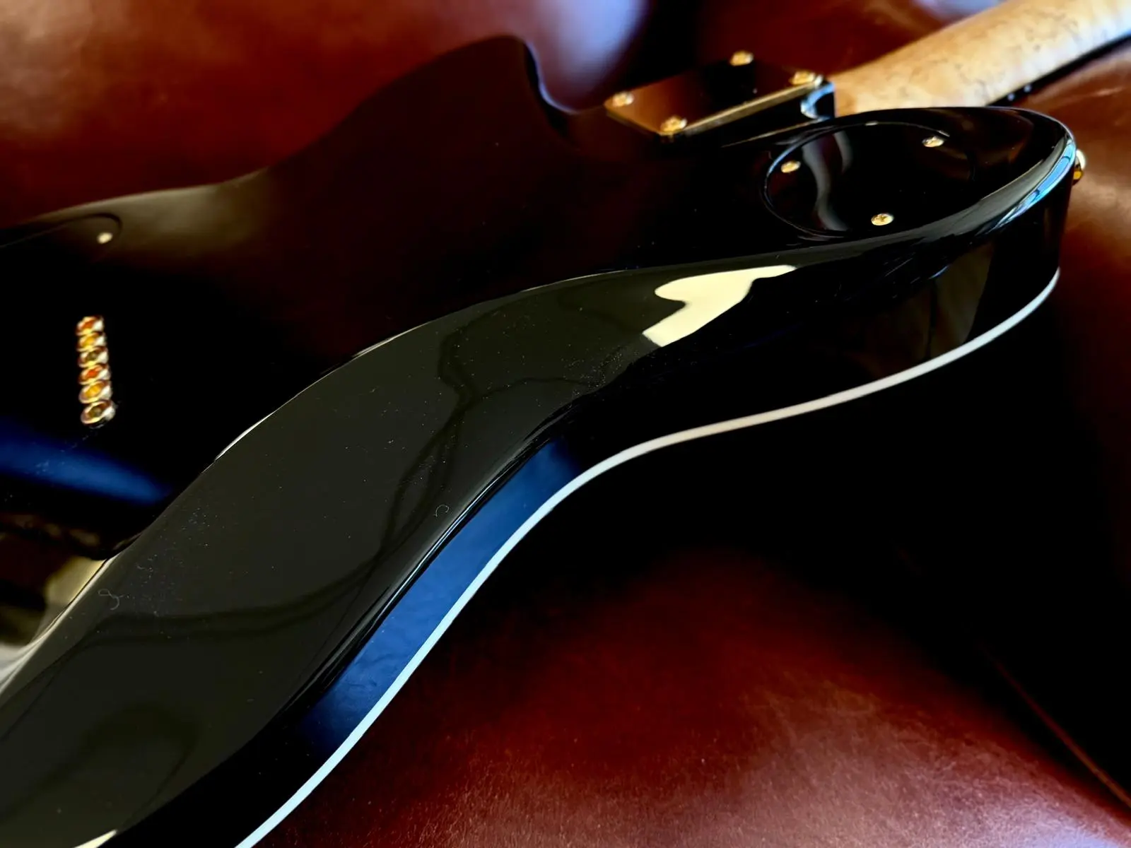 Gordon Smith Gatsby Deluxe - Jet Black - Image 21