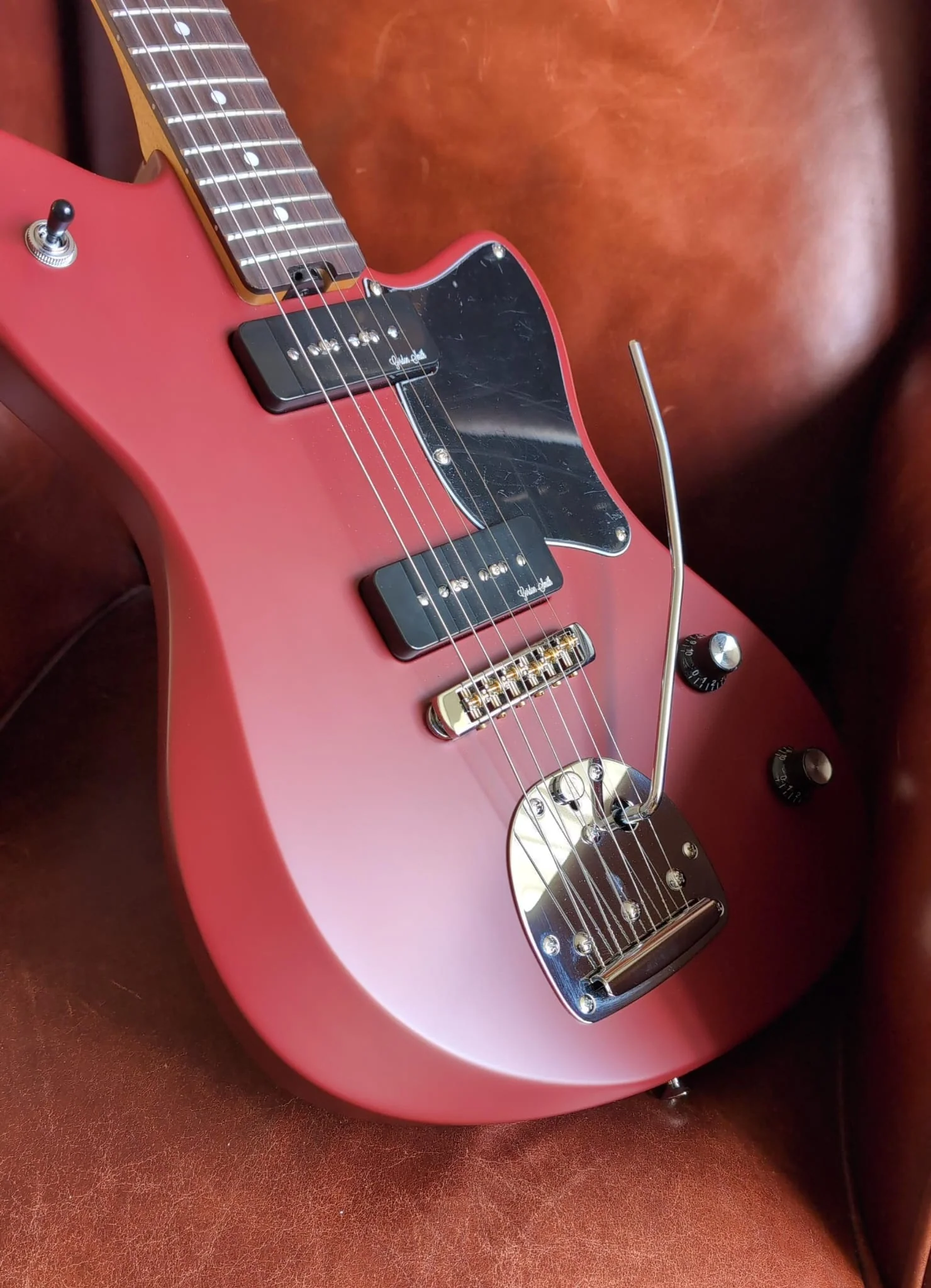 Gordon Smith Gatsby Poppy Red Electric Guitar - Image 2