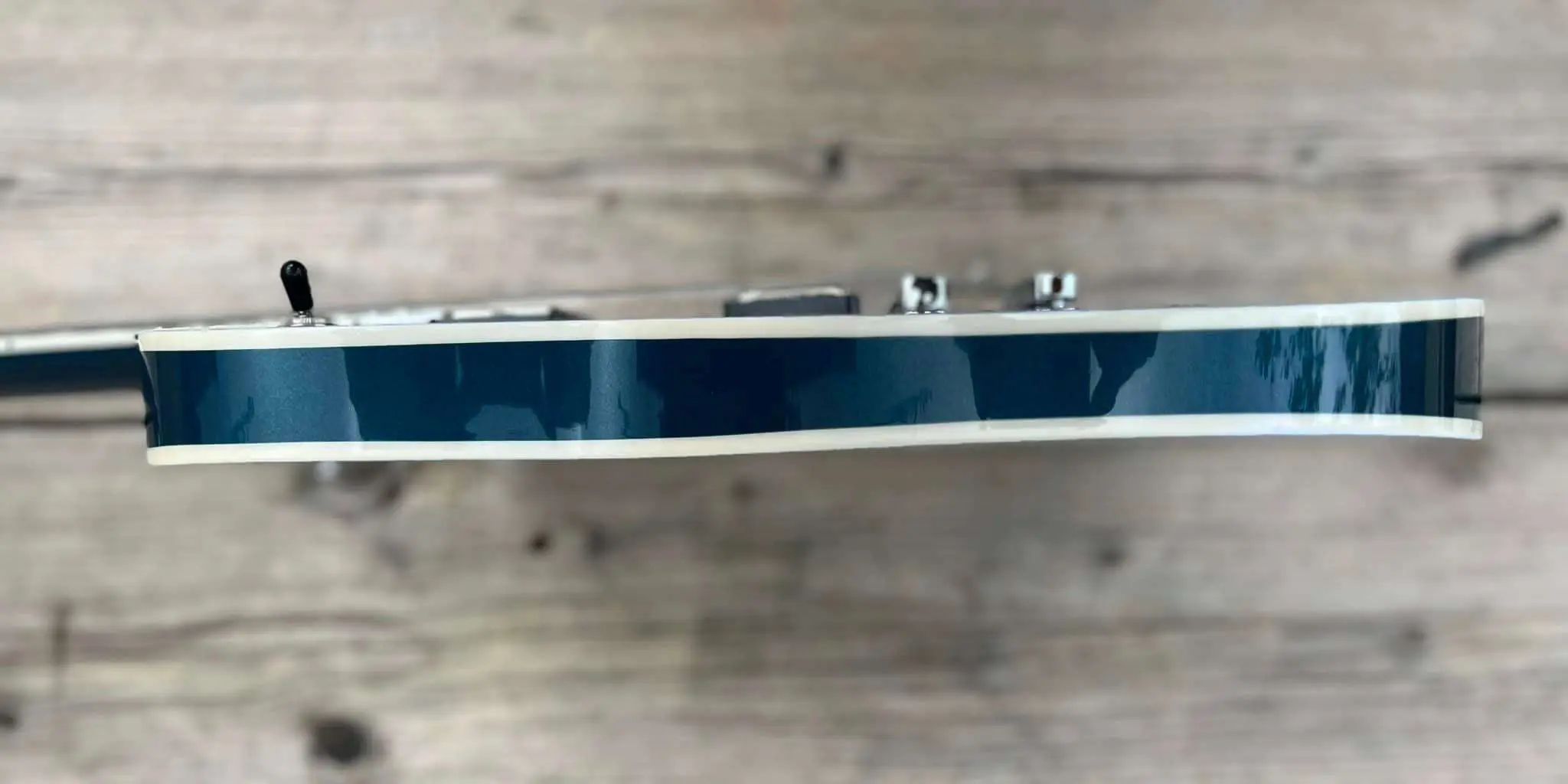 Gordon Smith Grande (Blue) Plus Hand Made Walsall Leather Guitar Strap (Worth £120) - Image 10