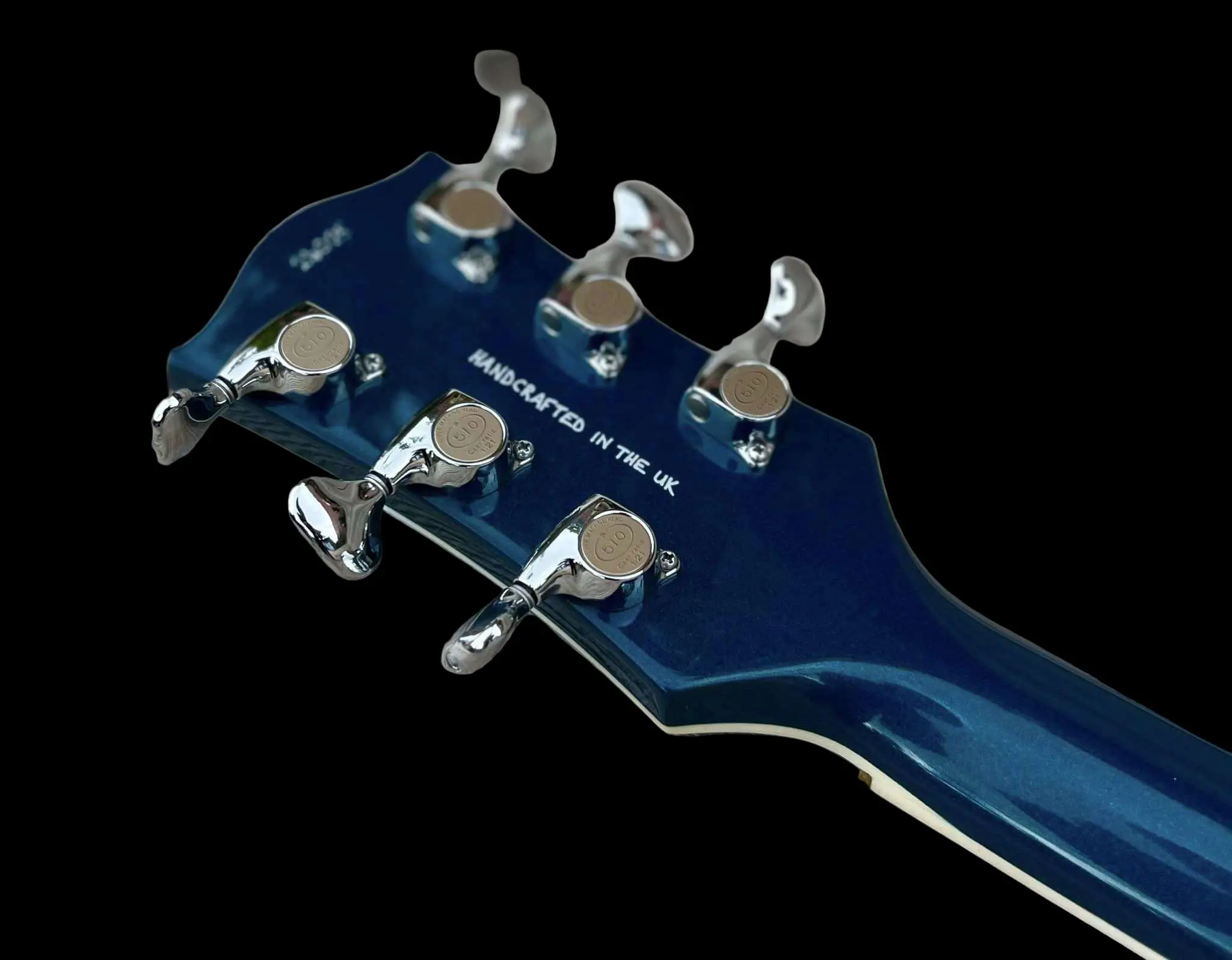 Gordon Smith Grande (Blue) Plus Hand Made Walsall Leather Guitar Strap (Worth £120) - Image 8