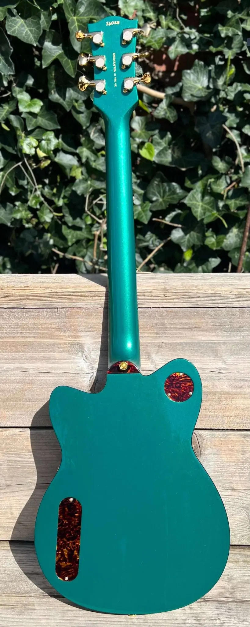 Gordon Smith Grande (Green) Plus Hand Made Walsall Leather Guitar Strap (Worth £120) - Image 12