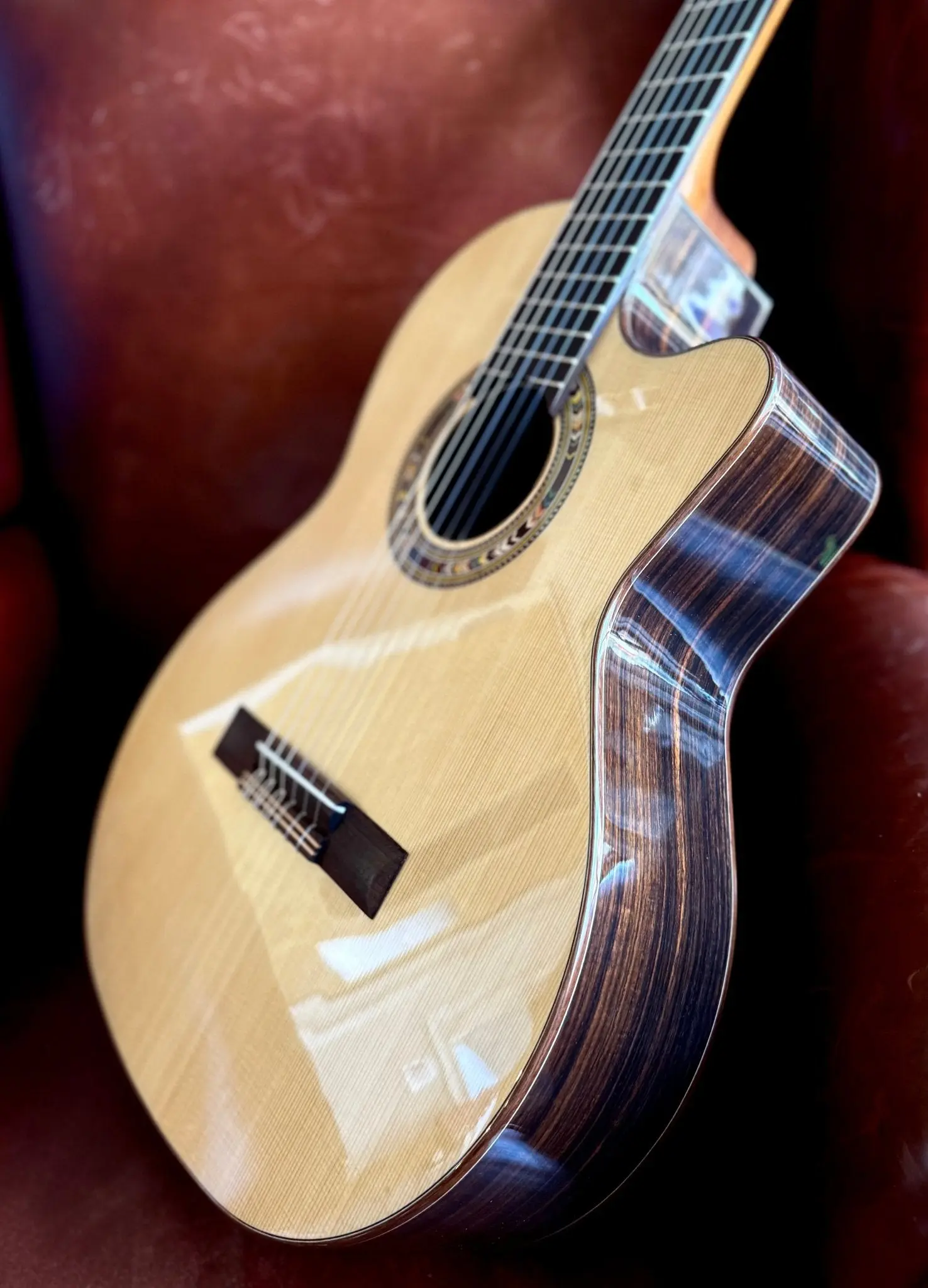 Kremona F65CWS, Solid Spruce, Indian Rosewood Back & Sides,  Hand Made Electro Nylon Strung Guitar - Image 12