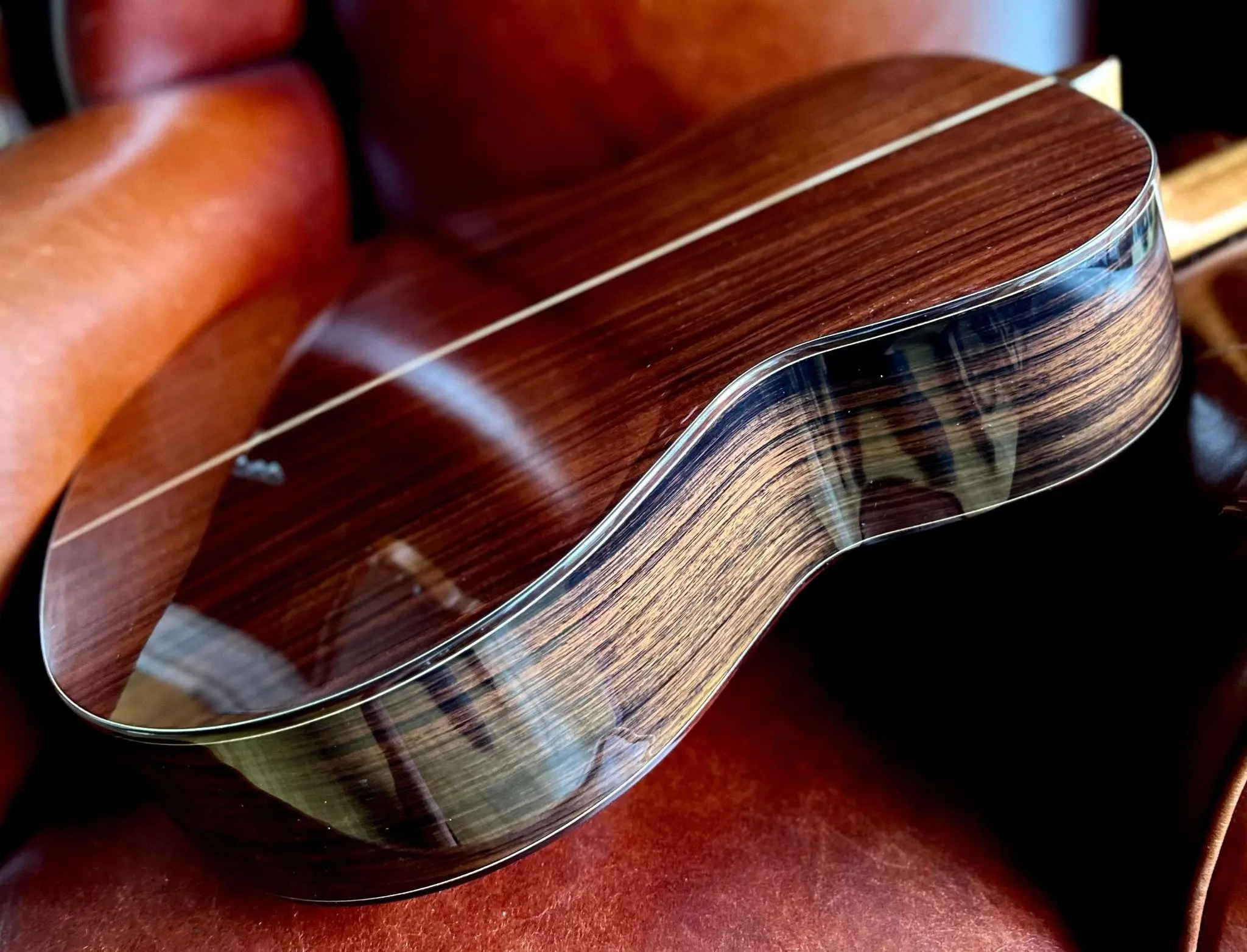 Kremona FIESTA FC, Solid Red Cedar, Solid Indian Rosewood - Image 12