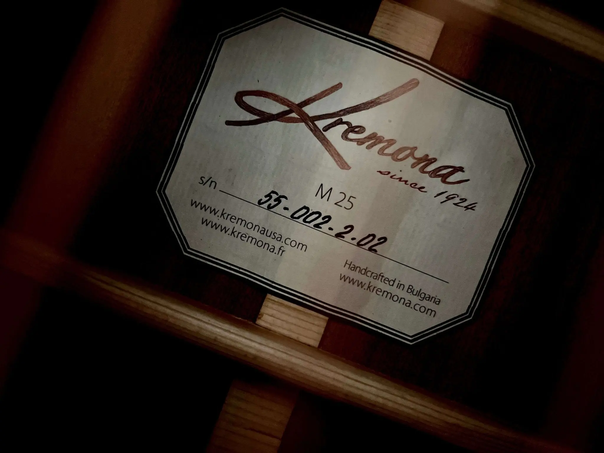 Kremona M25 Cutaway Acoustic Guitar - Image 11