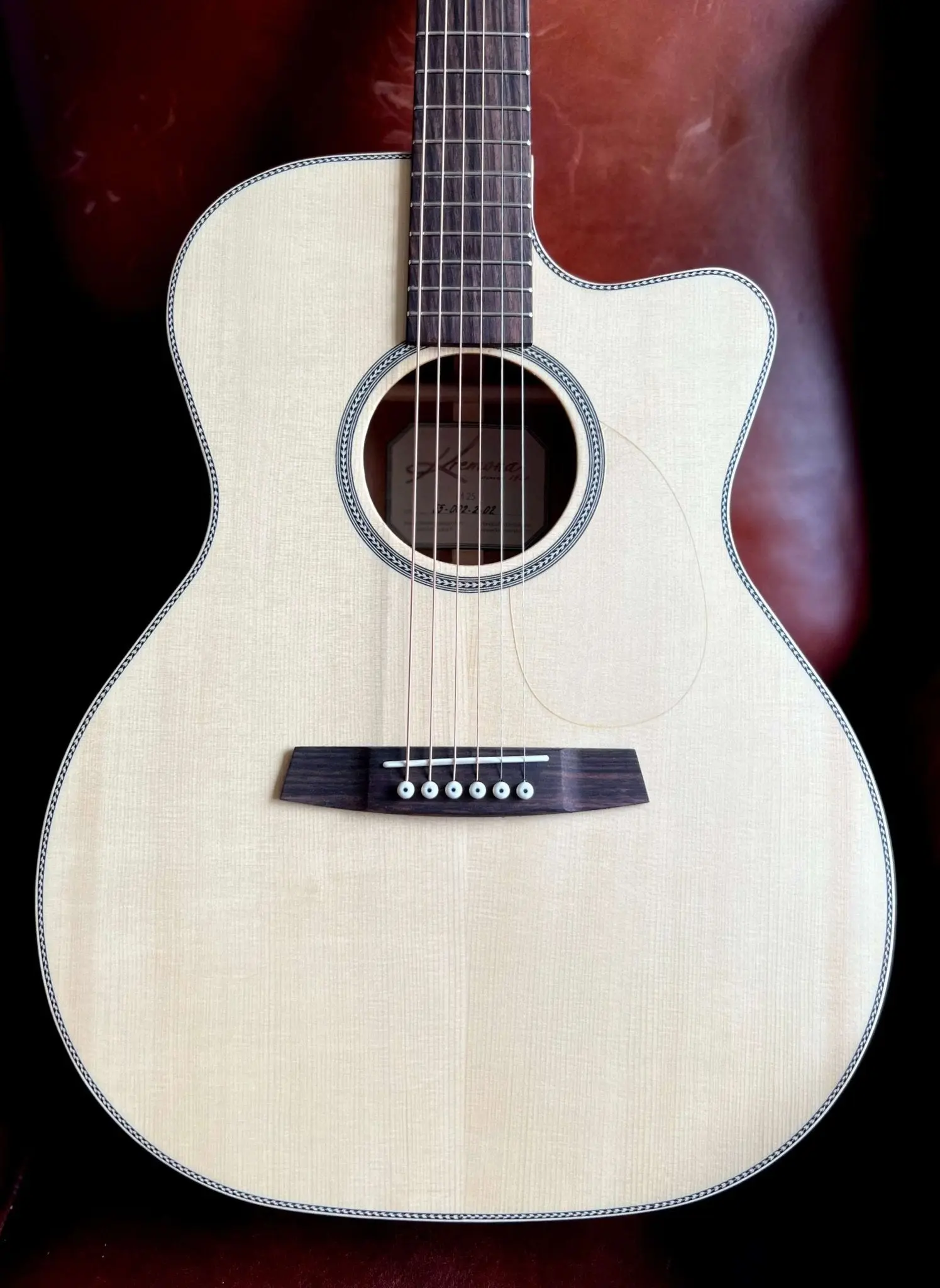 Kremona M25 Cutaway Acoustic Guitar - Image 12