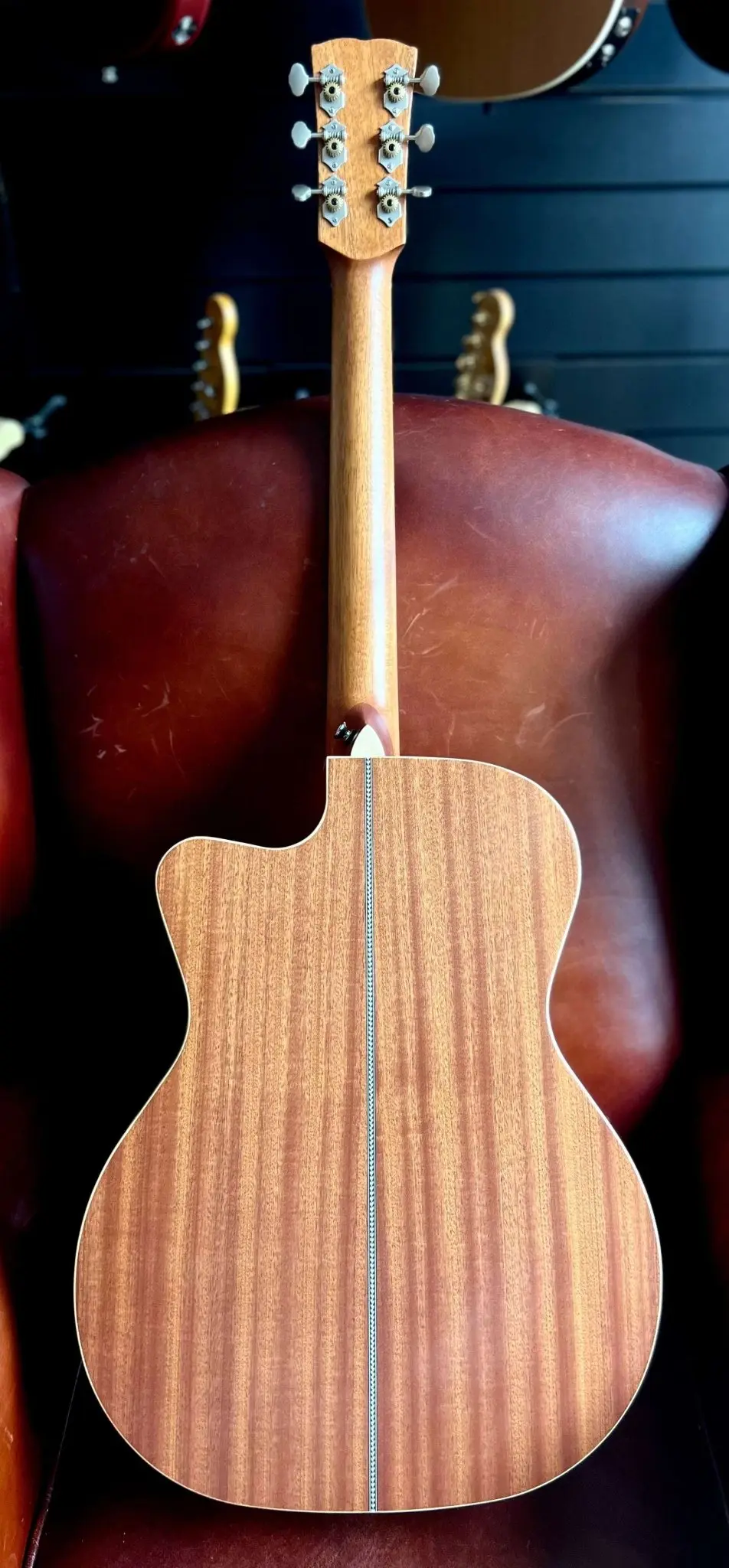 Kremona M25 Cutaway Acoustic Guitar - Image 19