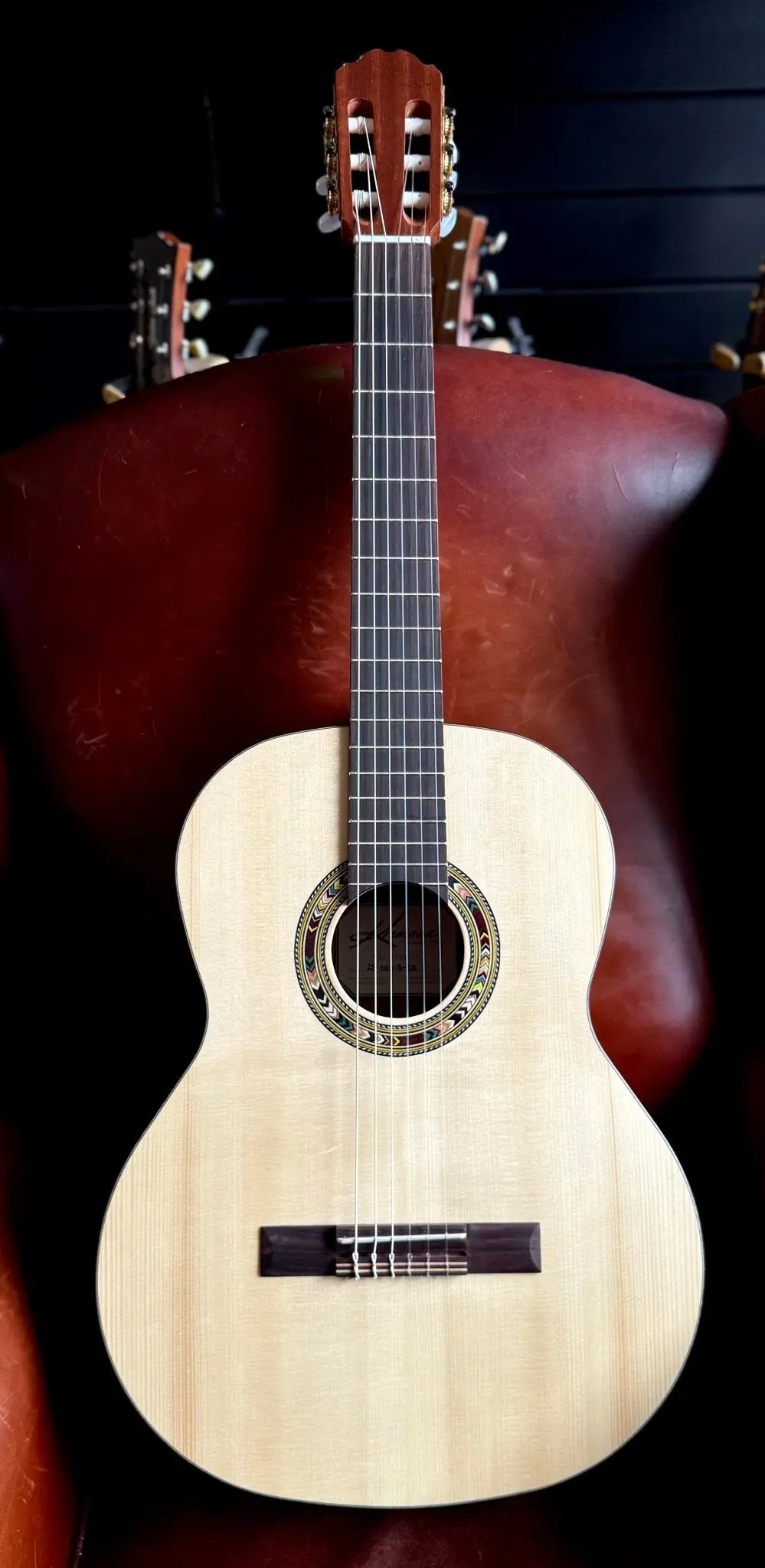 Kremona Soloist R65S-T Hand Made Nylon Strung Guitar With Solid Spruce Top & Stunning Walnut Back & Sides - Image 14