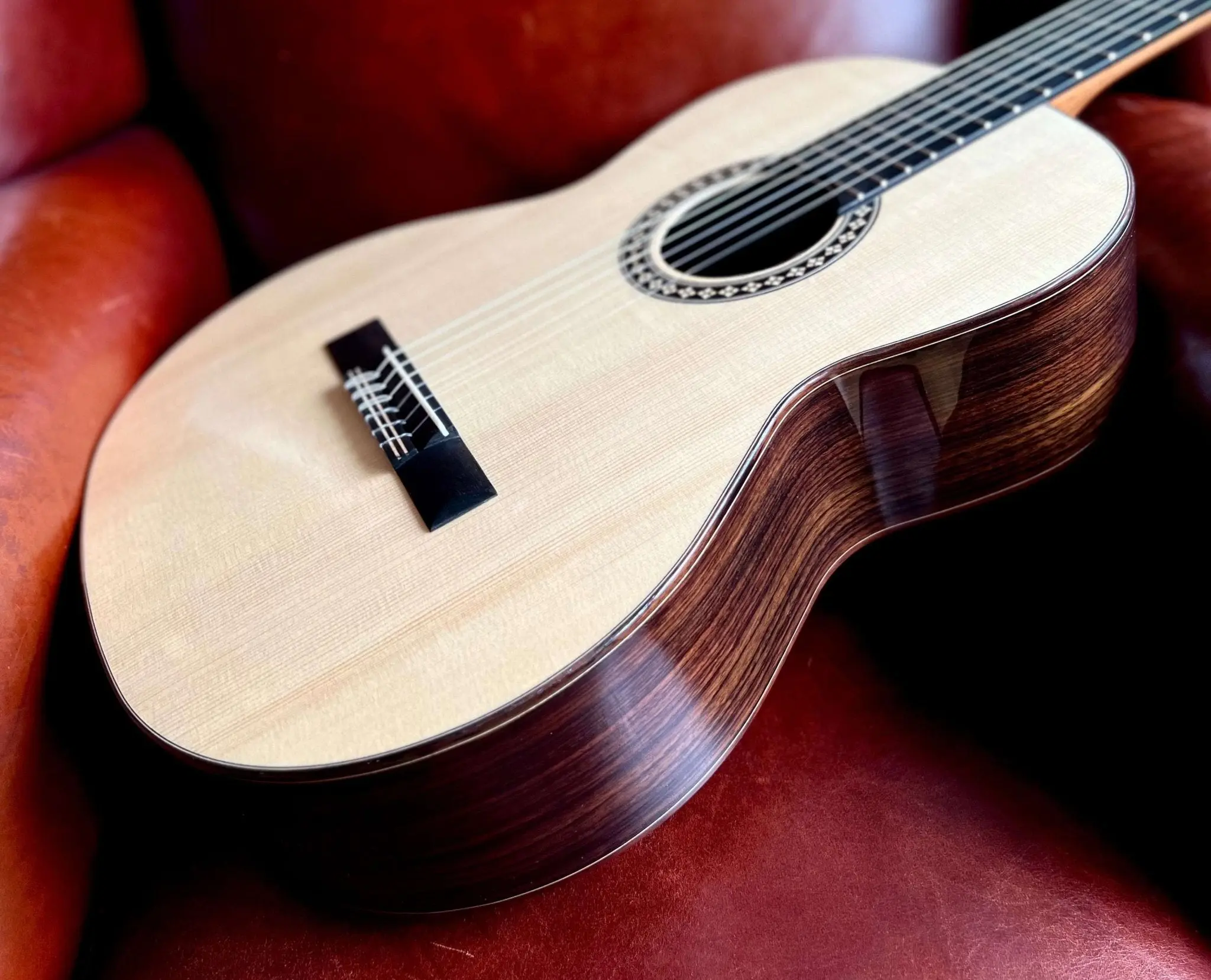 Kremona ROMIDA RD S All Solid Classic Guitar, Solid Spruce, Solid Indian Rosewood - Image 21