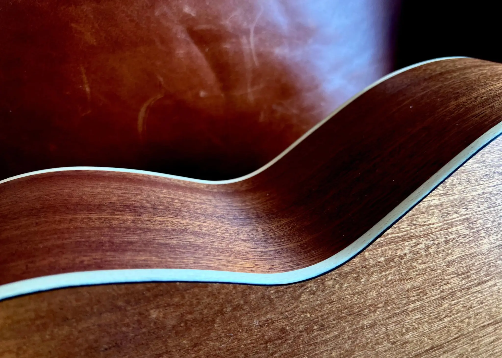 Kremona SOFIA SC Solid Red Cedar, Solid Sapelli - Image 20