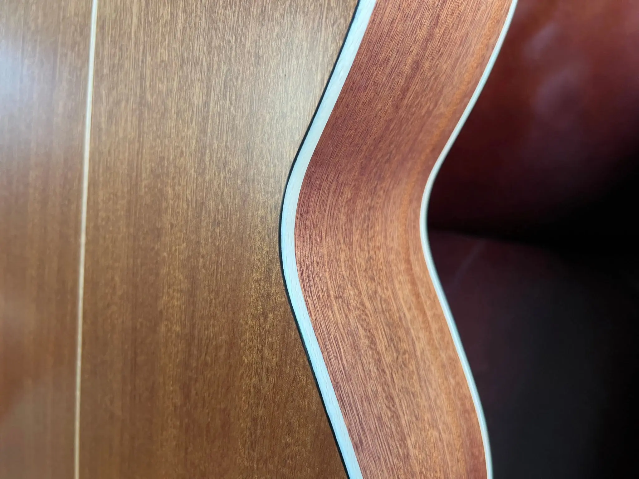 Kremona SOFIA SC Solid Red Cedar, Solid Sapelli - Image 7