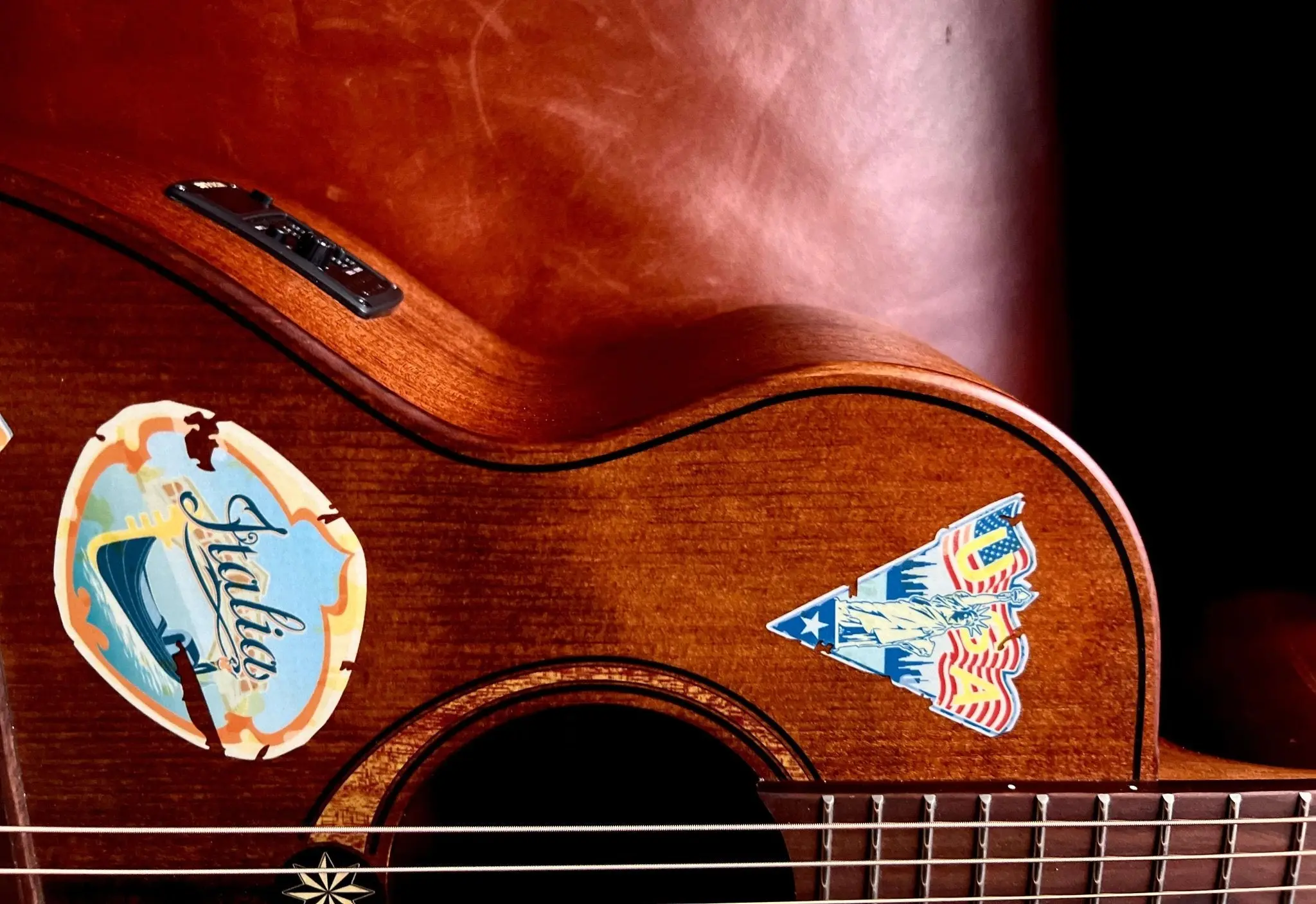 LAG Escapade Globe Trotter Electro Acoustic Travel Guitar - Image 7