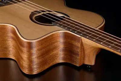LAG HyVibe 10 H2 - Jumbo Bass Cutaway Electro Acoustic Bass Guitar - Image 6