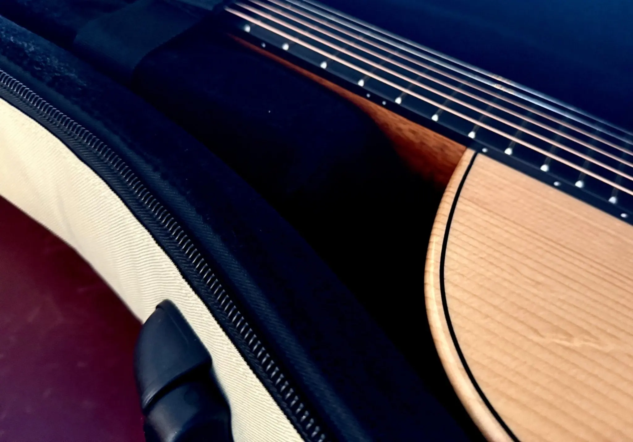 LAG HyVibe 30 H2 - Auditorium Cutaway Electro Acoustic Guitar - Image 16