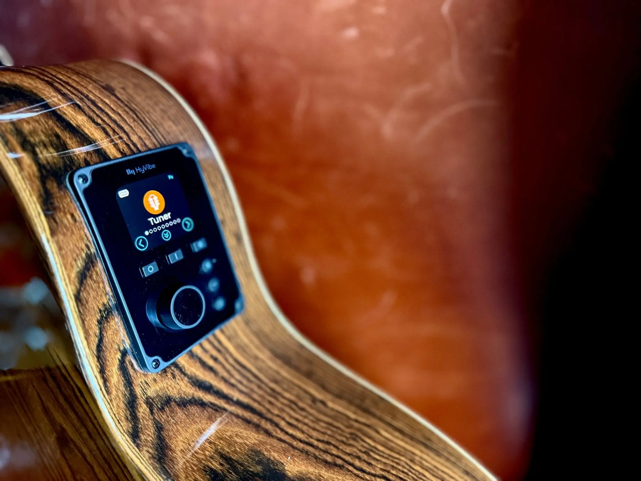 LAG HyVibe 30 H2 - Auditorium Cutaway Electro Acoustic Guitar - Image 2