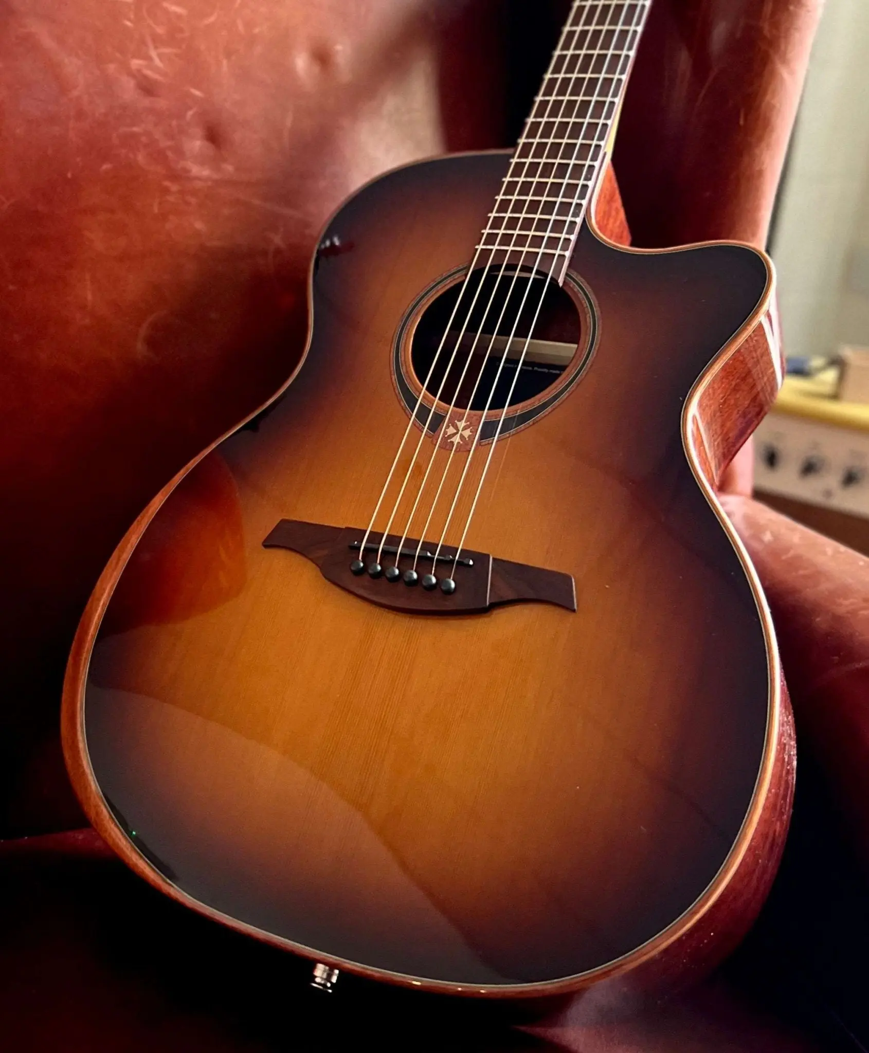 LAG T118ABCE-BRS Special Edition With Bevel.  Exuisite Luxury Electro Acoustic Guitar - Image 8
