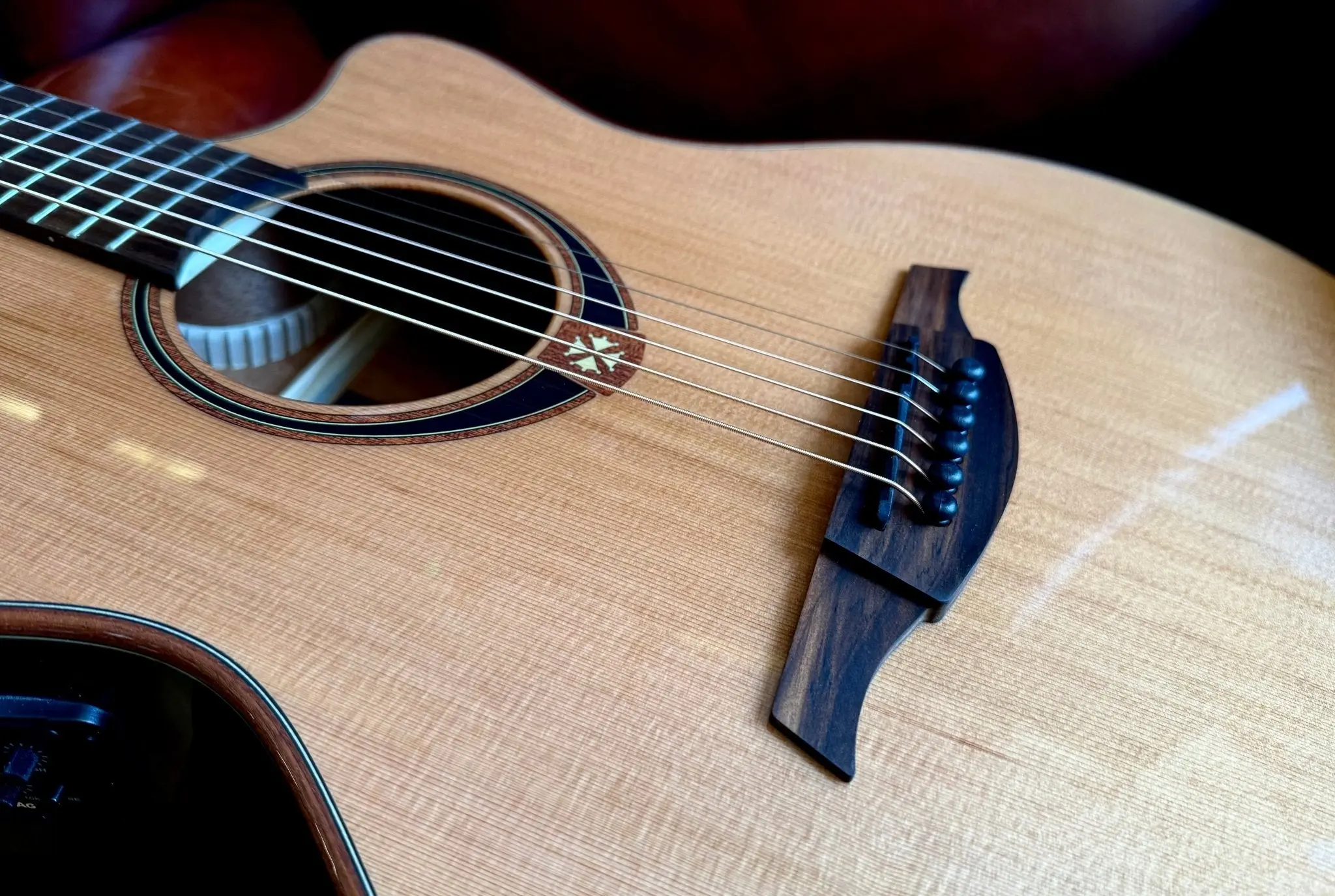 LAG Tramontane T118ACE Electro Acoustic Guitar w' £225 Custom Pro Setup Package Included - Image 14