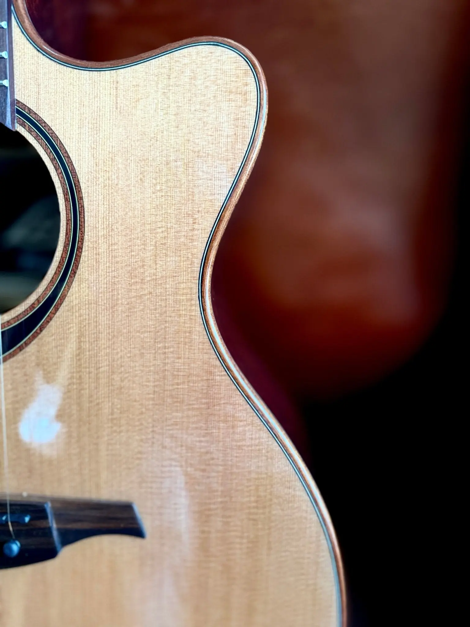 LAG Tramontane T118ACE Electro Acoustic Guitar w' £225 Custom Pro Setup Package Included - Image 15