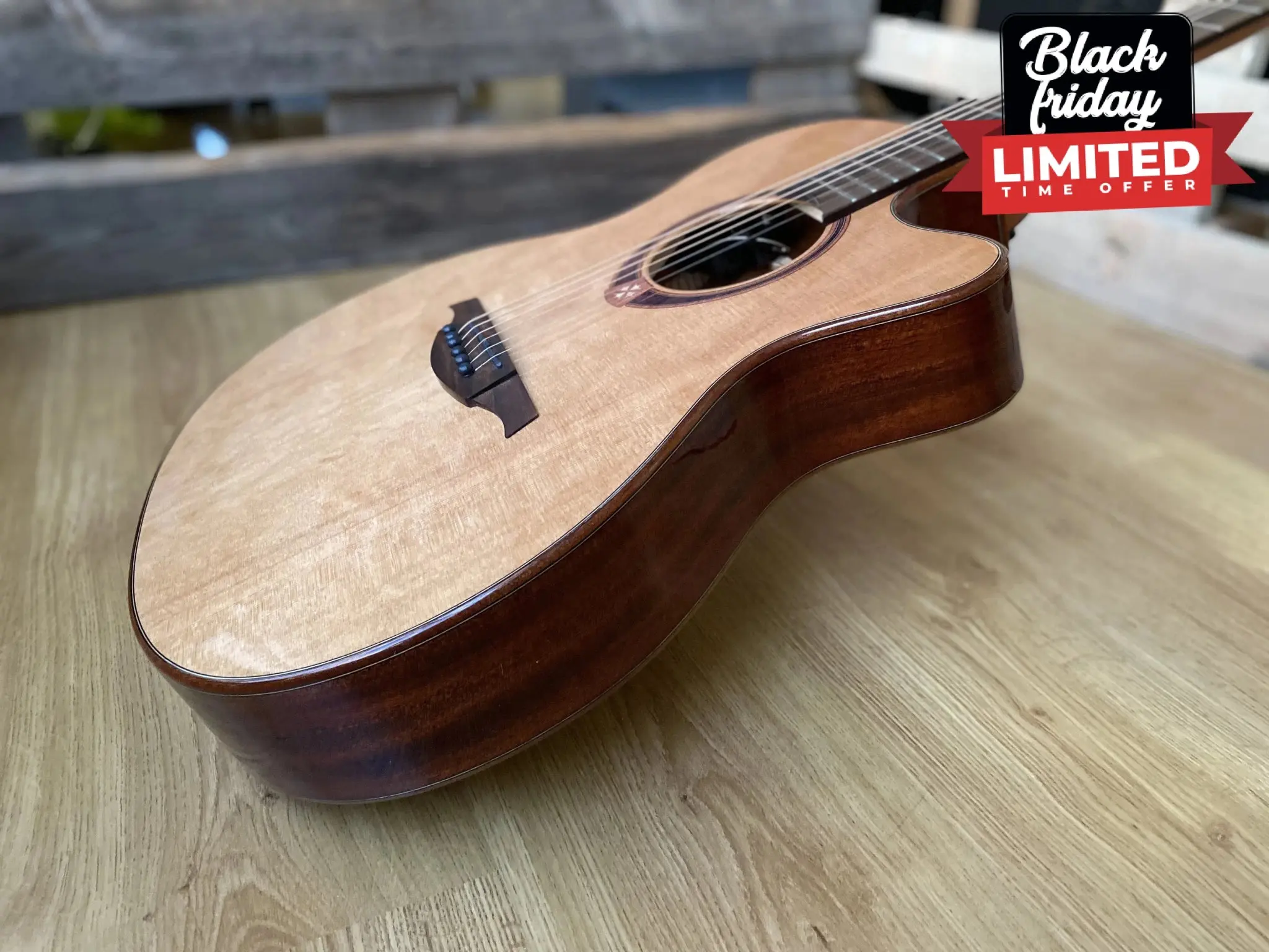 LAG Tramontane T118 ASCE Slimline Electro Acoustic Guitar w' £225 Custom Pro Setup Package Included - Image 4