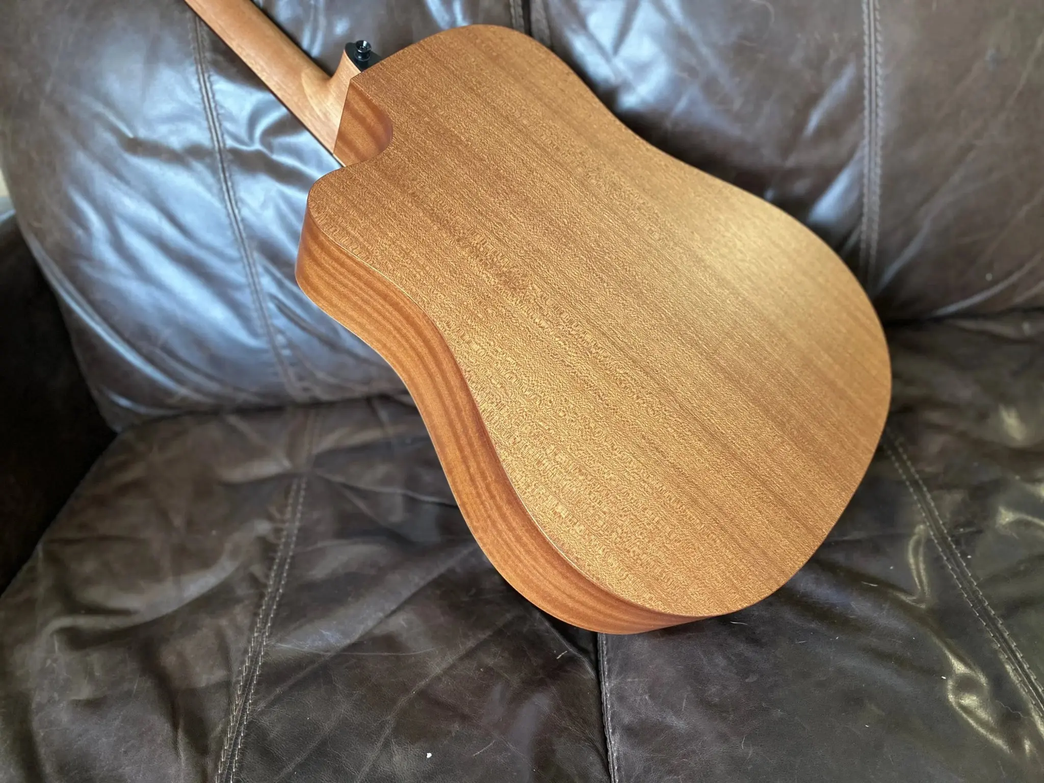 LAG T70DC DREADNOUGHT CUTAWAY - Image 10