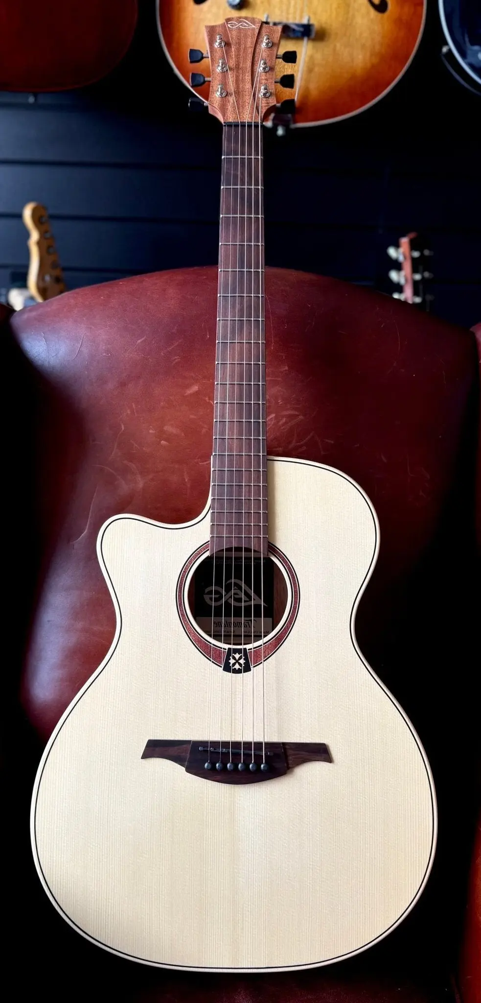 LAG Tramontane T70 ACE Electro Acoustic Guitar O w' £225 Custom Pro Setup Package Included - Image 12