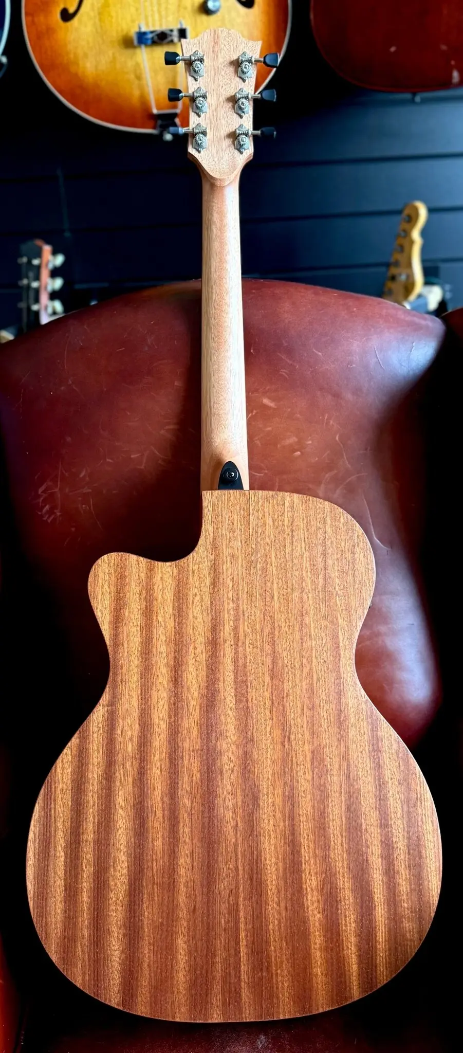 LAG Tramontane T70 ACE Electro Acoustic Guitar O w' £225 Custom Pro Setup Package Included - Image 21