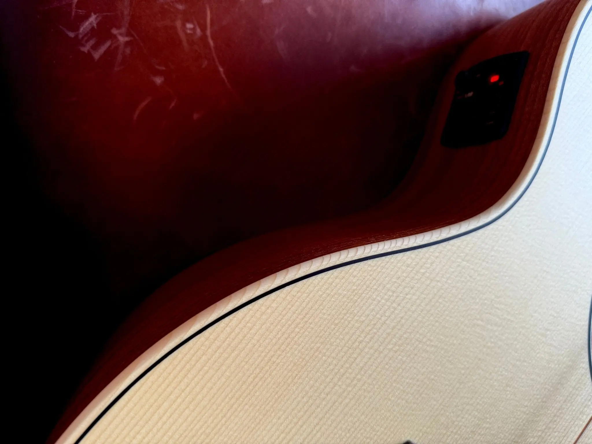 LAG Tramontane T70 ACE Electro Acoustic Guitar O w' £225 Custom Pro Setup Package Included - Image 4
