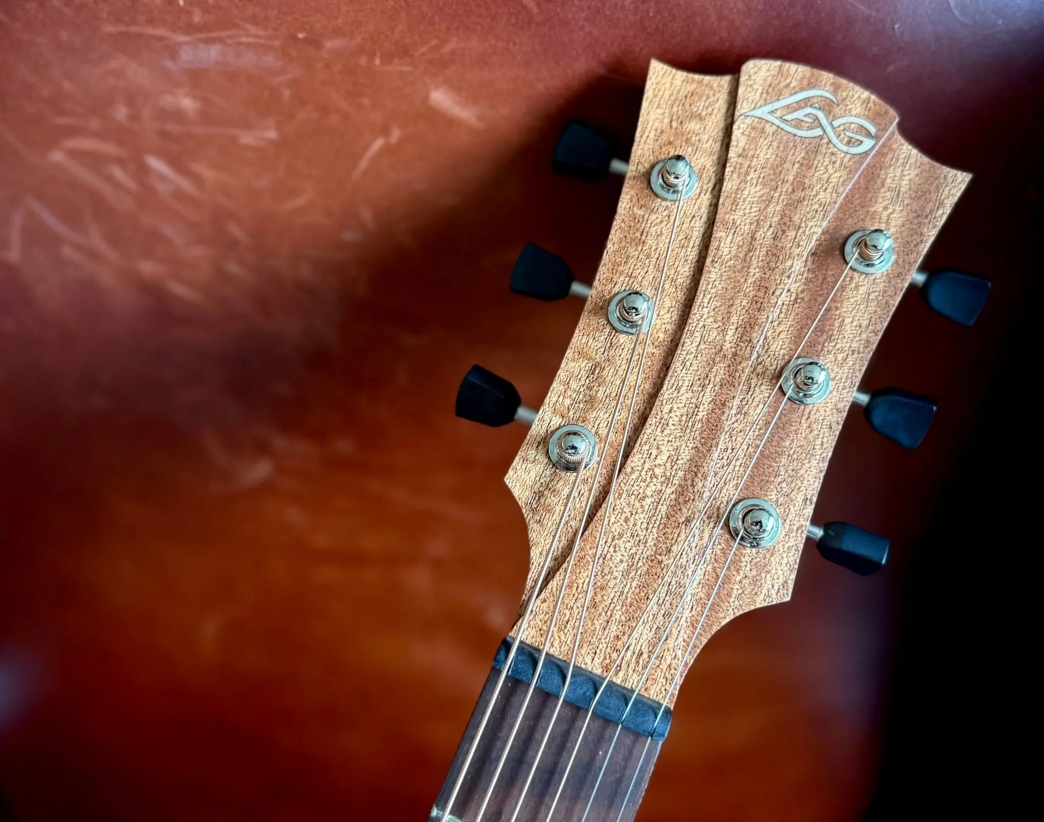 LAG Tramontane T70 ACE Electro Acoustic Guitar O w' £225 Custom Pro Setup Package Included - Image 8