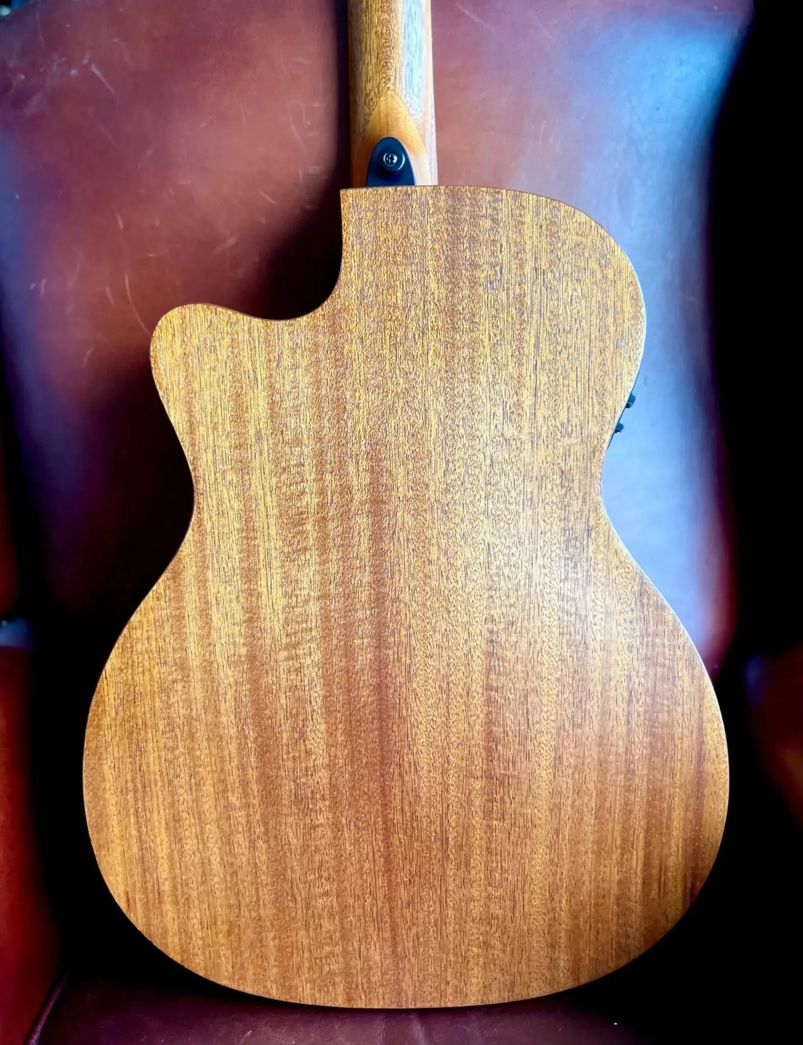 LAG TRAMONTANE TN170ASCE COUNTRY AUDITORIUM SLIM CUTAWAY Nylon Electro - Image 11