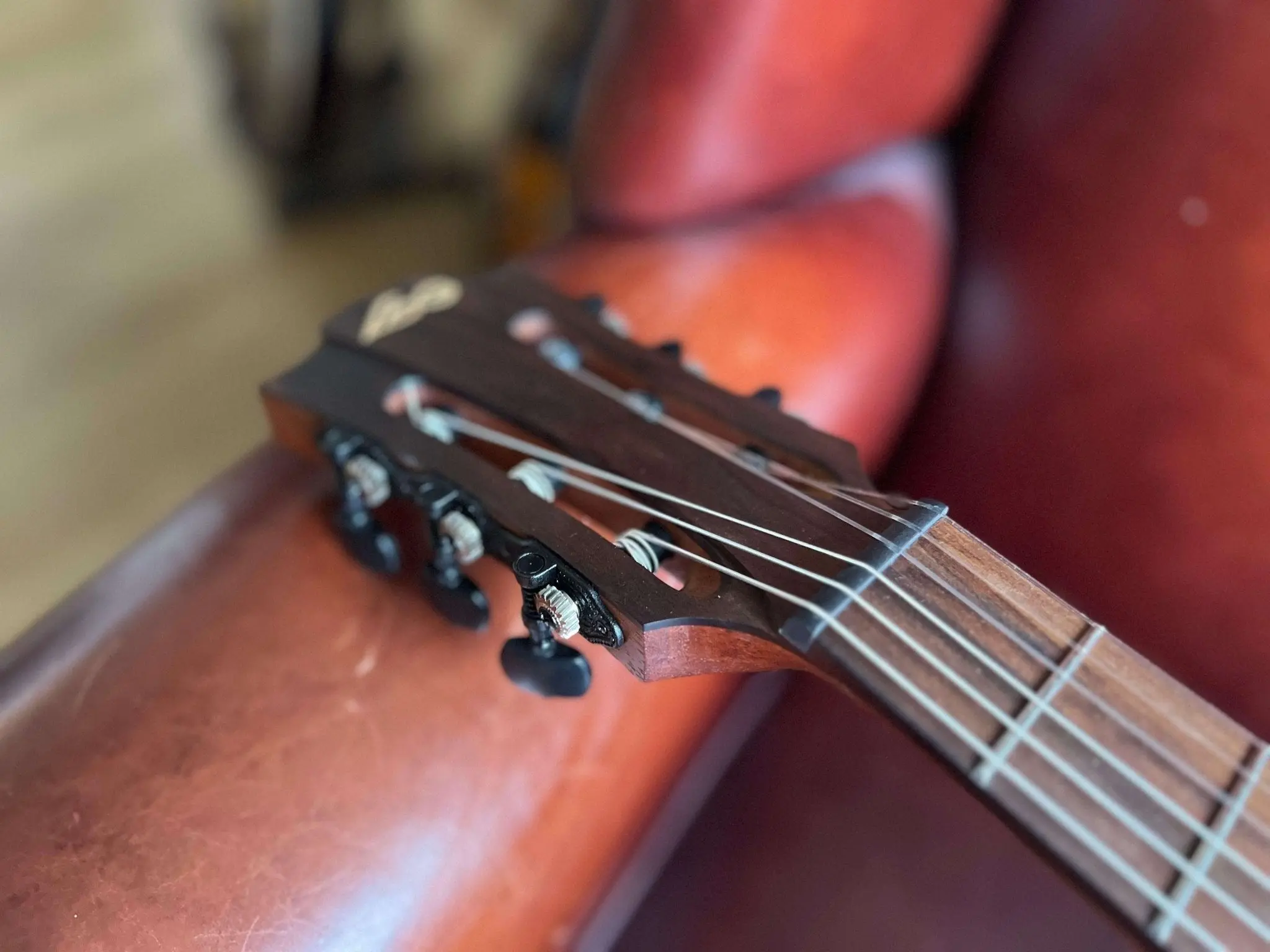 LAG TRAMONTANE TN170ASCE COUNTRY AUDITORIUM SLIM CUTAWAY Nylon Electro - Image 20