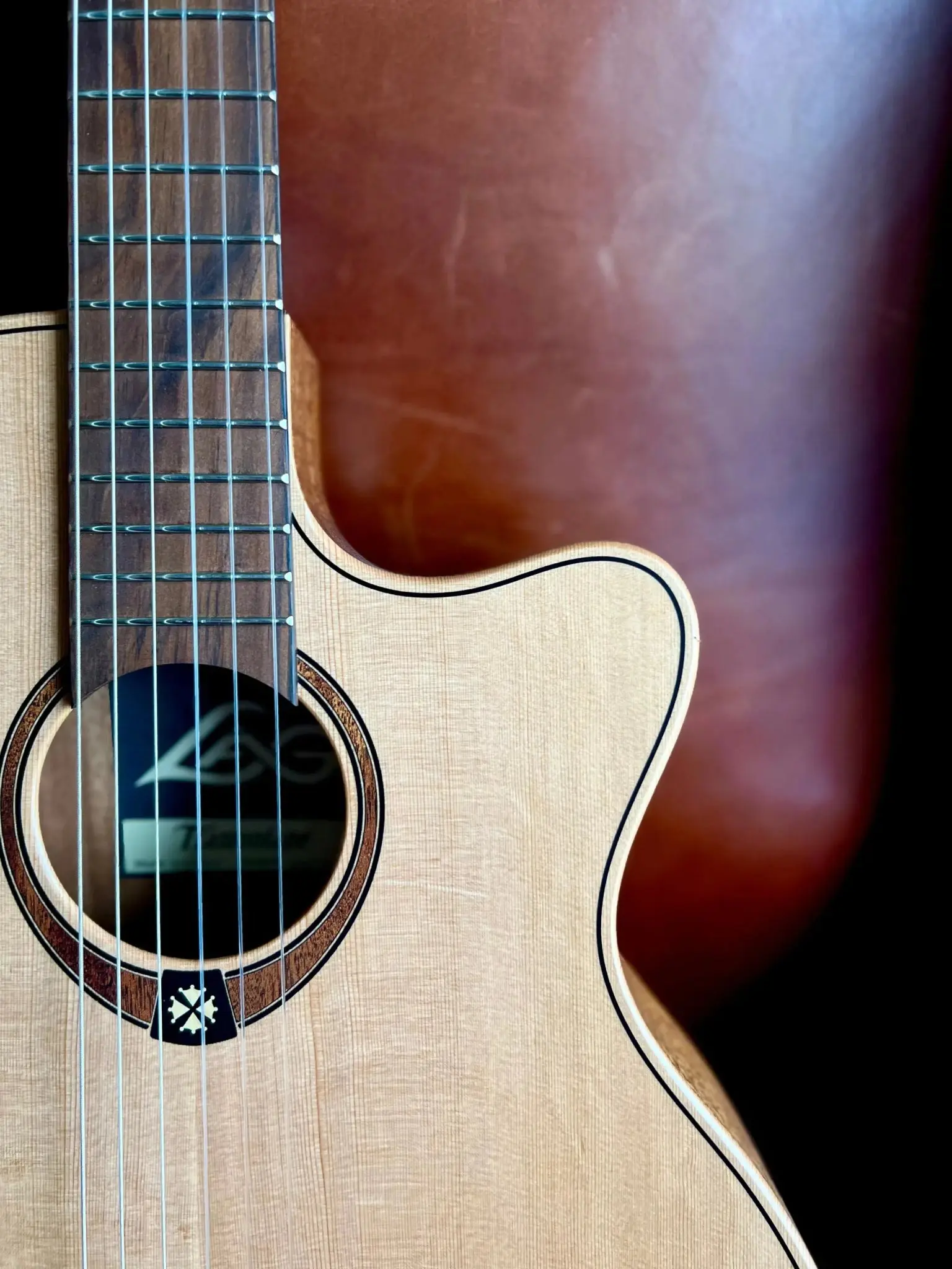 LAG TRAMONTANE TN170ASCE COUNTRY AUDITORIUM SLIM CUTAWAY Nylon Electro - Image 8