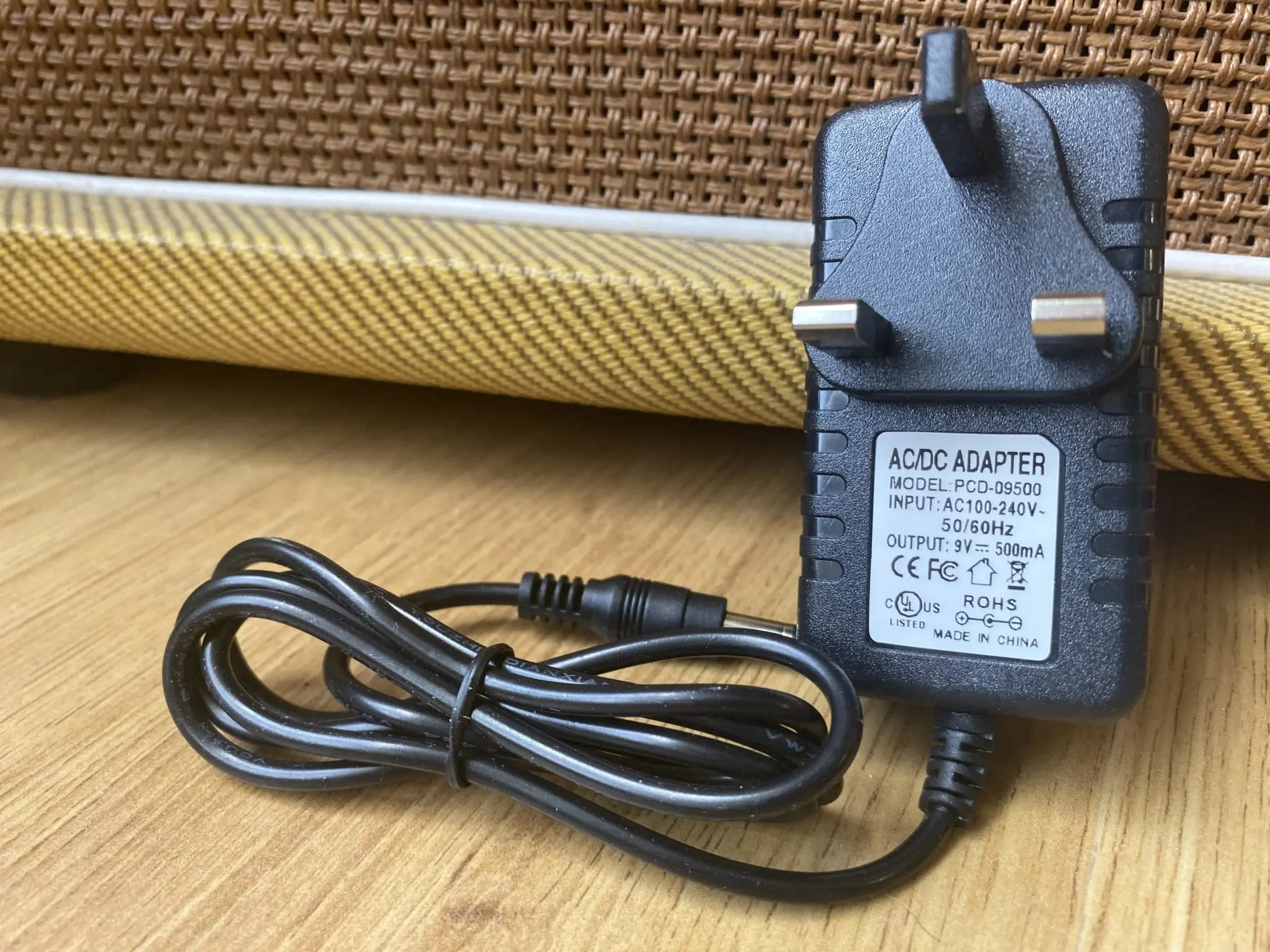 SMJ 9V Power Supply Suitable For All SMJ LEGEND Series Guitar Pedals - Image 2
