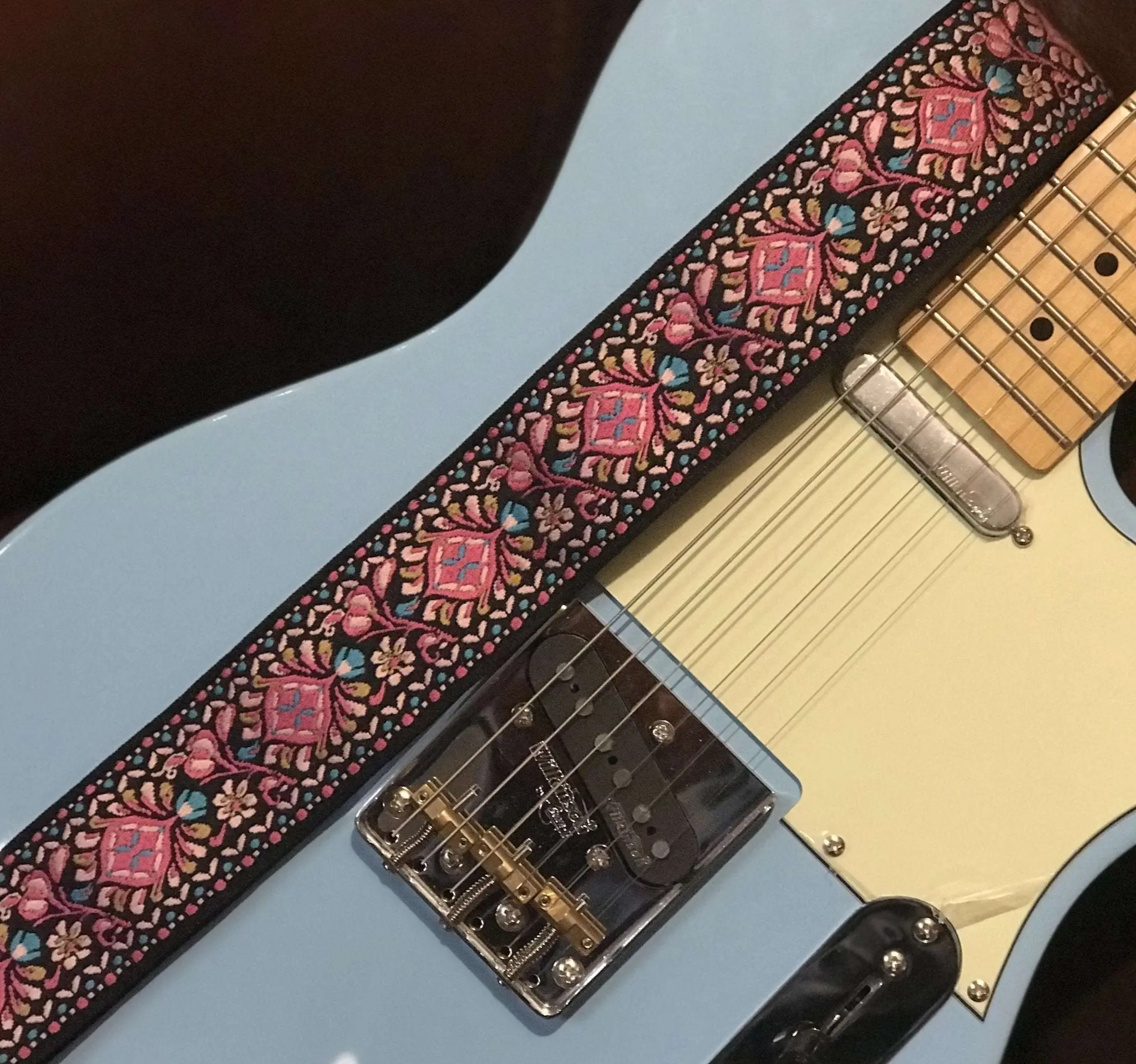 SMJ Reserve Collection "Ruby Tiger" Guitar Strap - Image 3