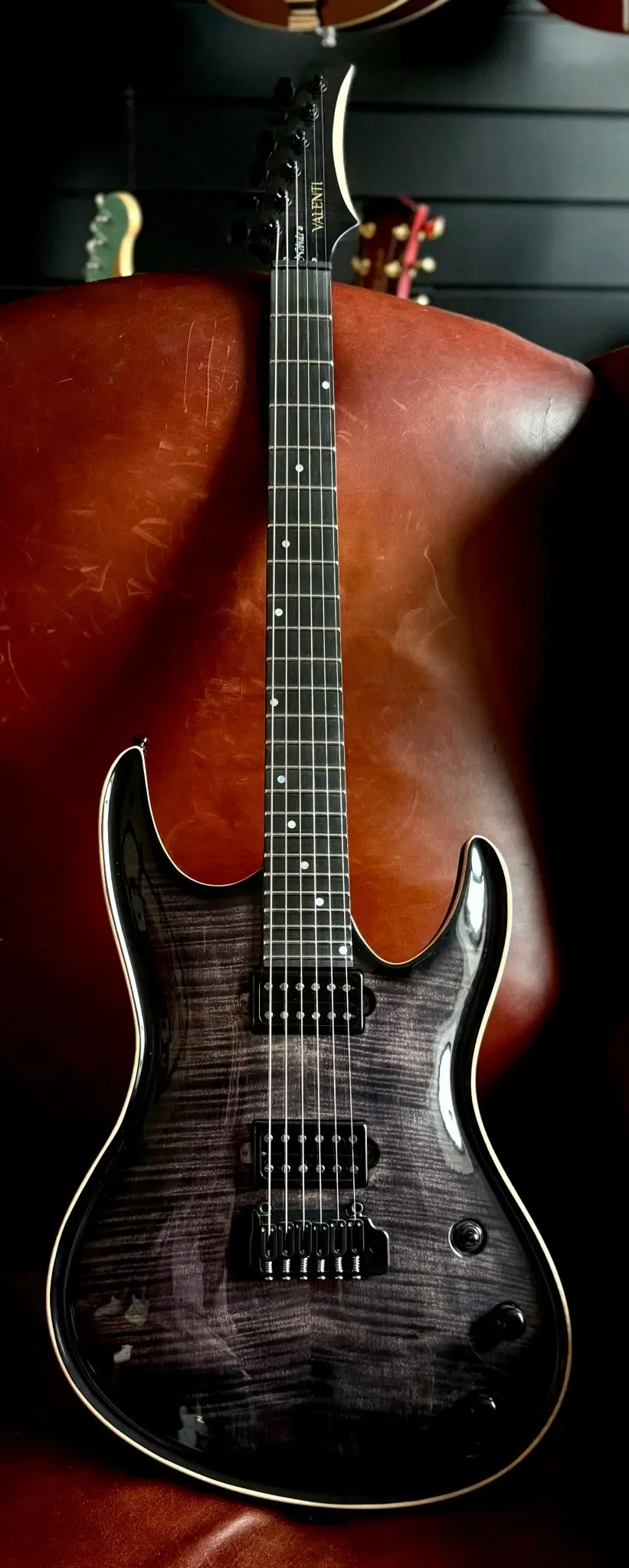 Valenti Nebula Dark Night Custom : Hand Made In Italy - Image 17