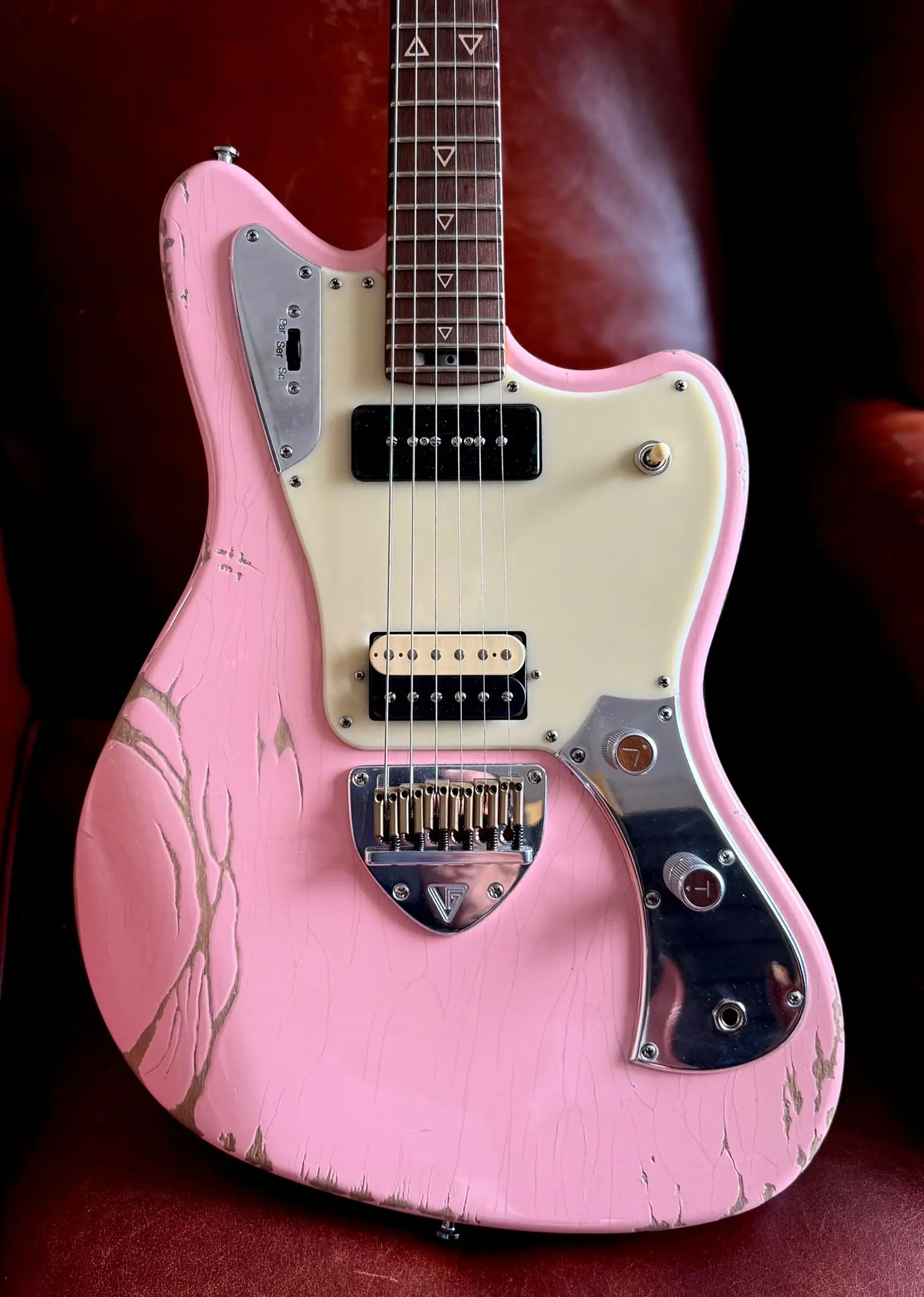 Valiant Jupiter Distressed Mola Pink - Image 3