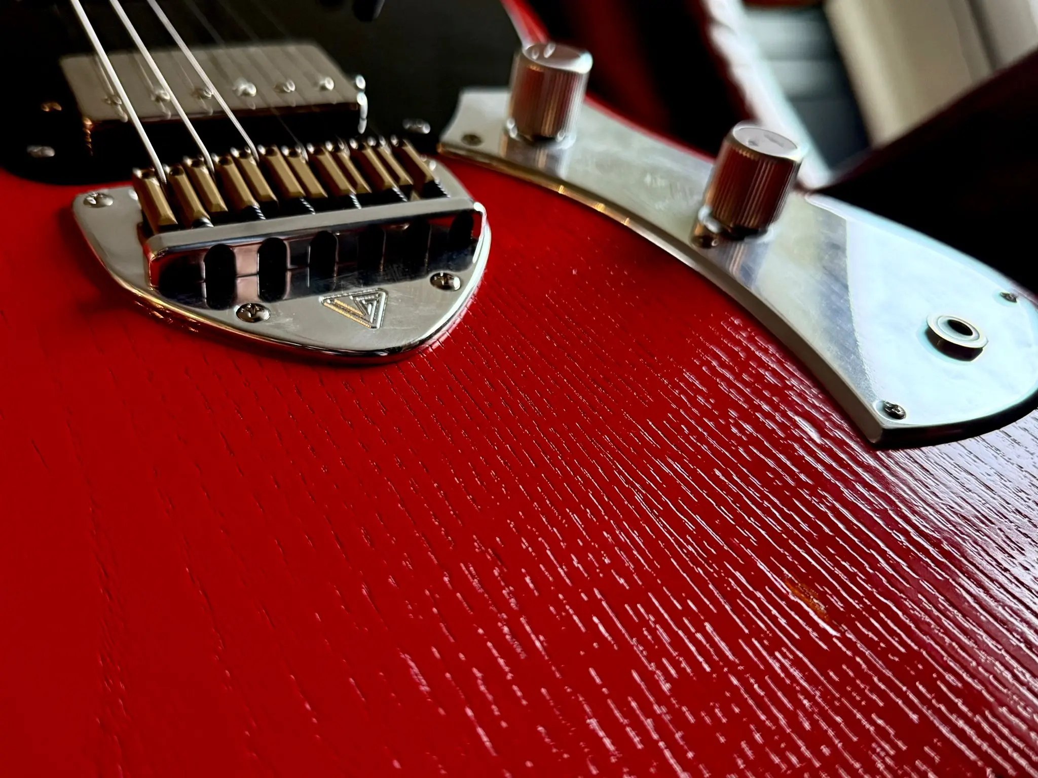 Valiant Jupiter "Dual Coat" Fiesta Red Barhat Distressed - Image 17