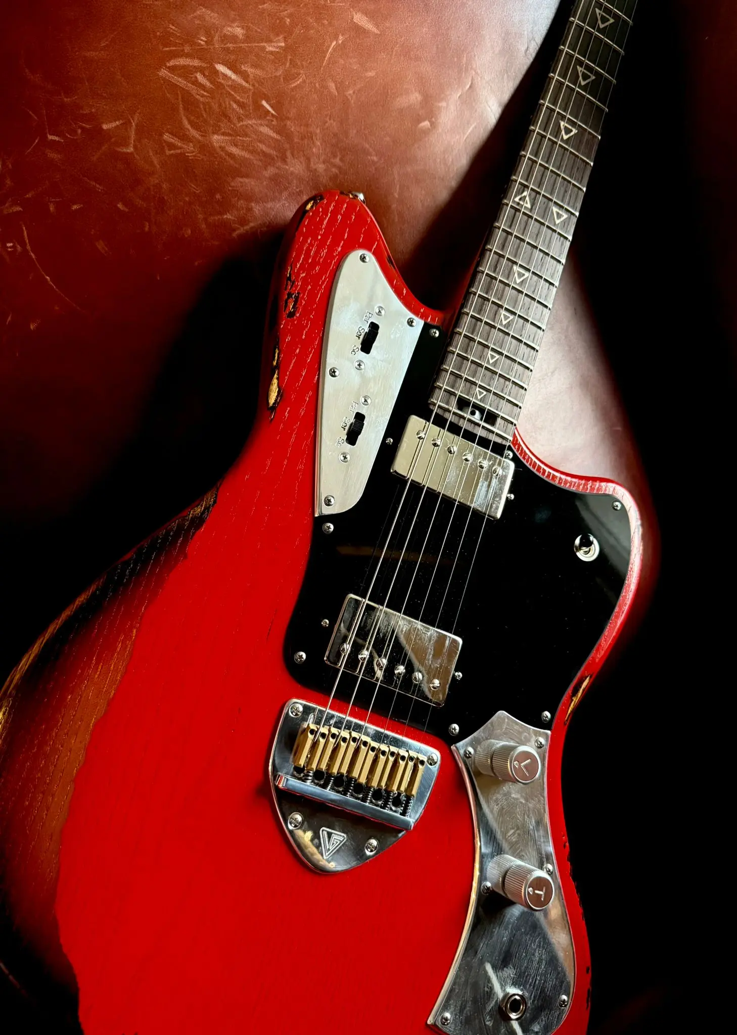 Valiant Jupiter "Dual Coat" Fiesta Red Barhat Distressed - Image 8