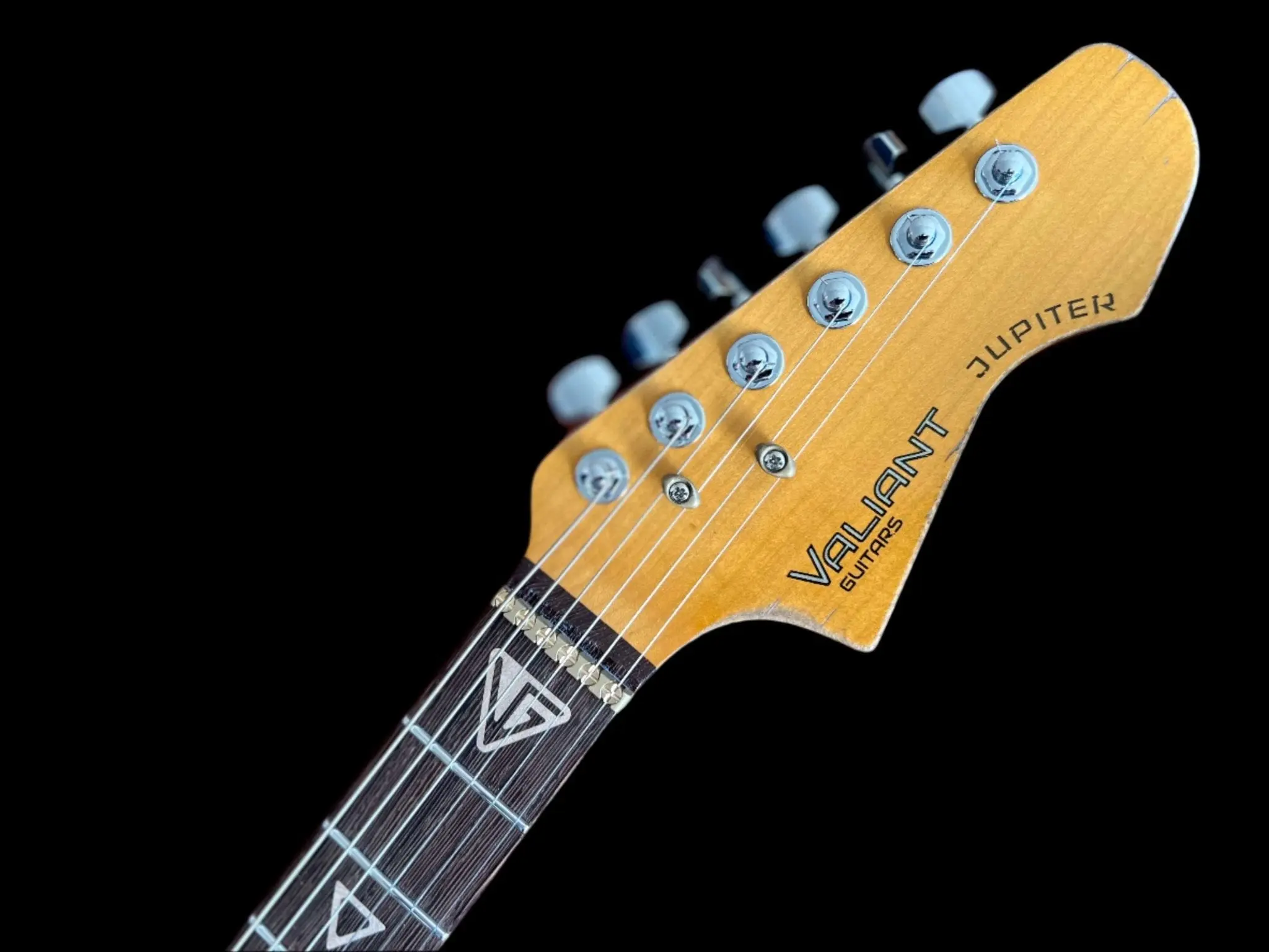 Valiant Jupiter Sunburst Distressed Mastery - With Stainless Steel Frets Upgrade - Ultimate Luxury Hand Crafted Electic Guitar - Image 10